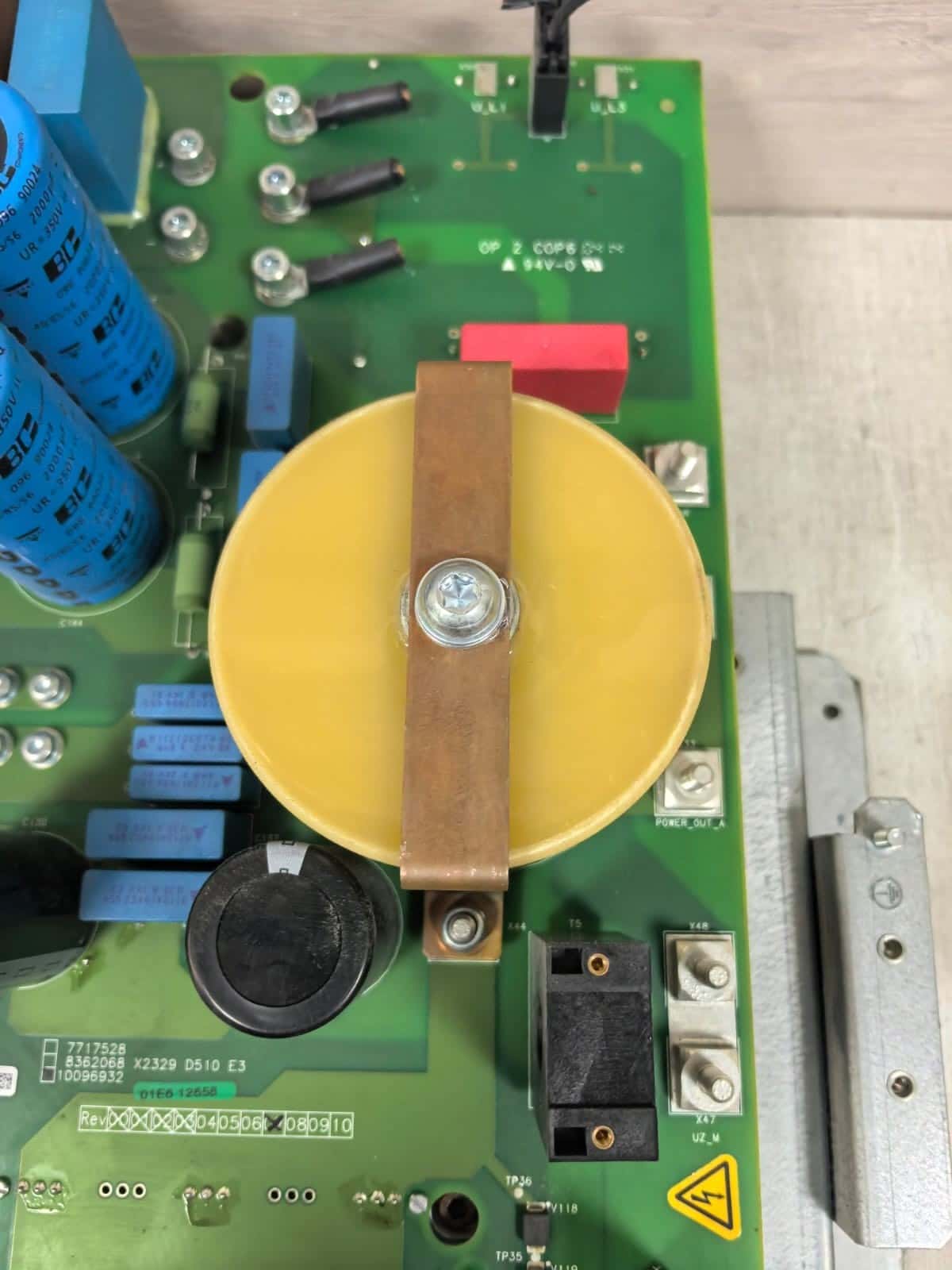 Siemens 10096932 / 10096934 / 10096937 / OP 2 COP6 / X2329 D510 E3 REV.07 SIEMENS 10096932 / 10096934 / 10096937 / OP 2 COP6 / X2329 D510 E3 REV.07 BOARD 12
