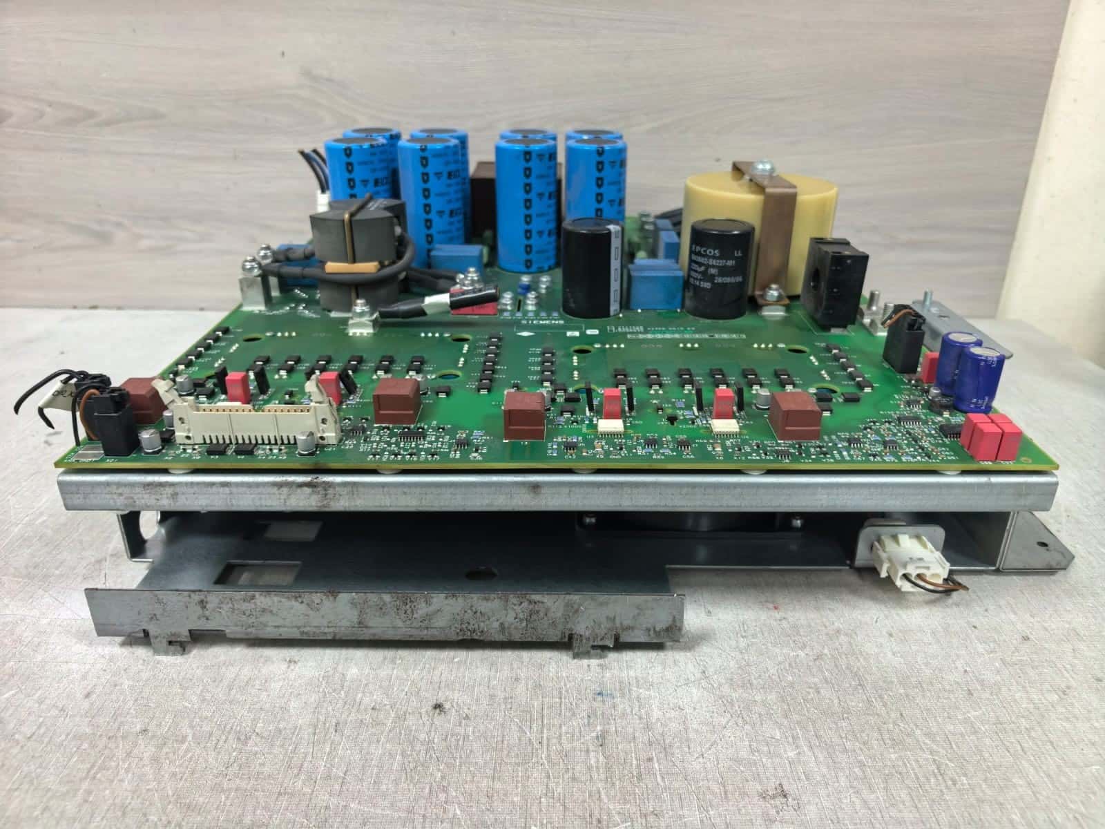 Siemens 10096932 / 10096934 / 10096937 / OP 2 COP6 / X2329 D510 E3 REV.07 SIEMENS 10096932 / 10096934 / 10096937 / OP 2 COP6 / X2329 D510 E3 REV.07 BOARD 13
