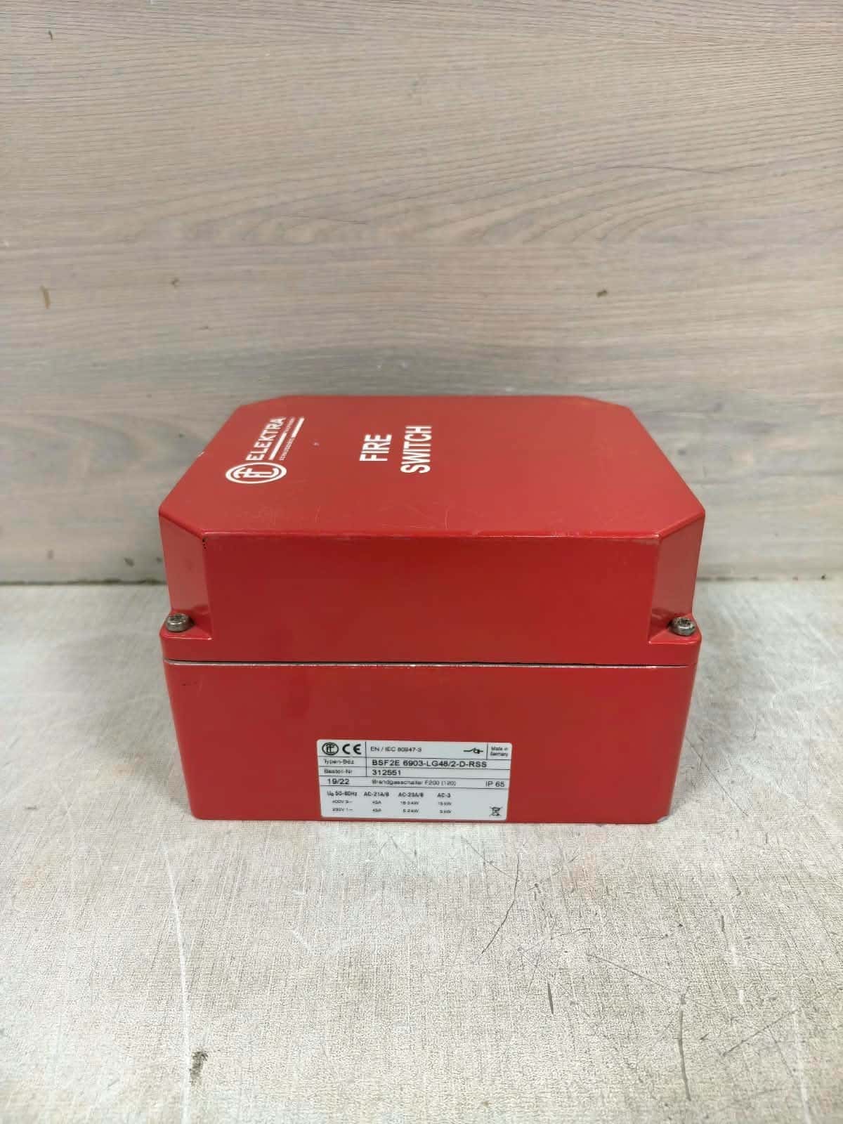 ELEKTRA TAILFINGEN BSF2E 6903-LG48/2-D-RSS 312551 ELEKTRA TAILFINGEN BSF2E 6903-LG48/2-D-RSS 312551 FIRE SWITCH 7