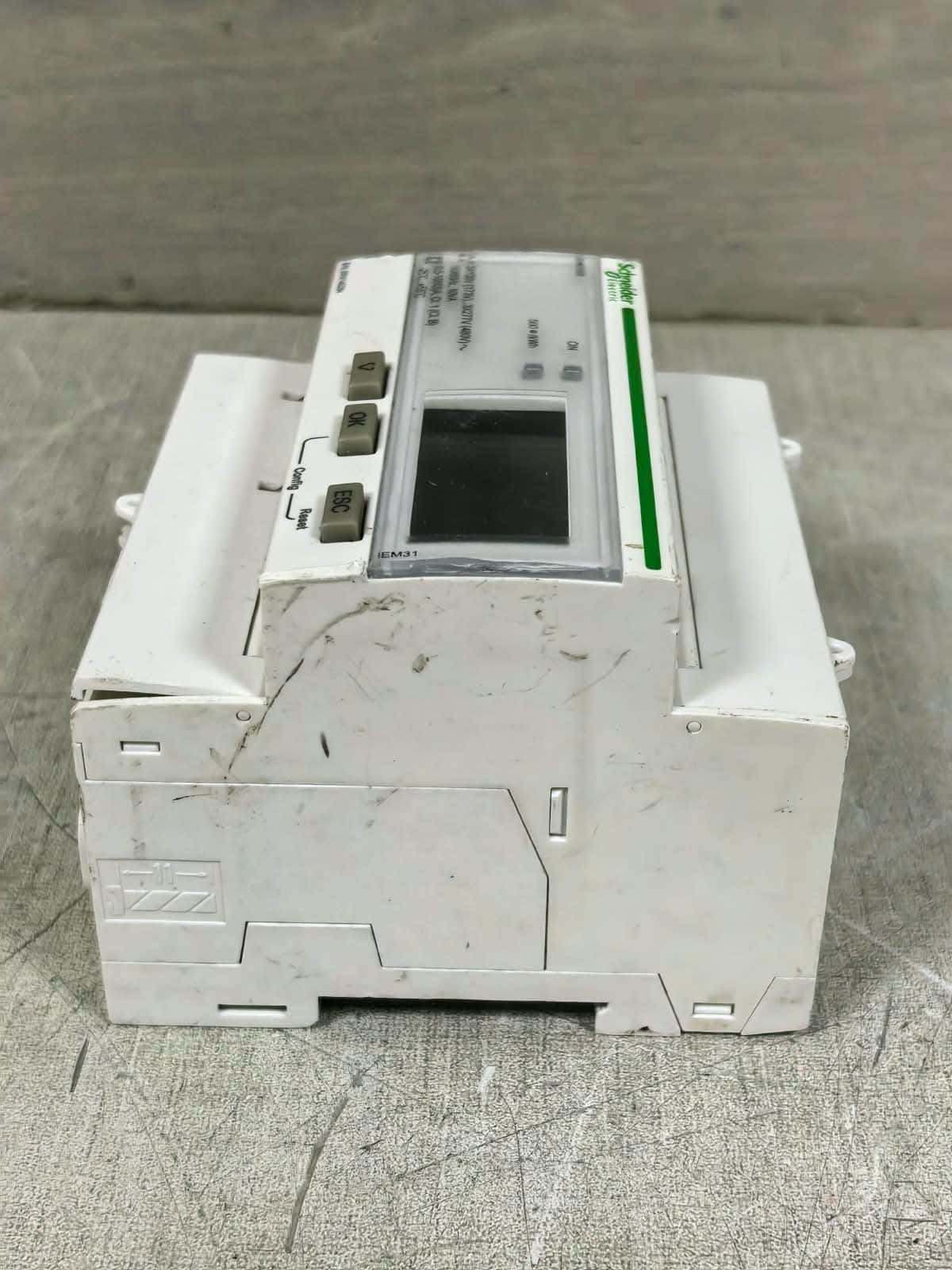 Schneider Electric A9MEM3155 / IEM3155 SCHNEIDER ELECTRIC A9MEM3155 / IEM3155 3 PHASE ENERGY METER 6