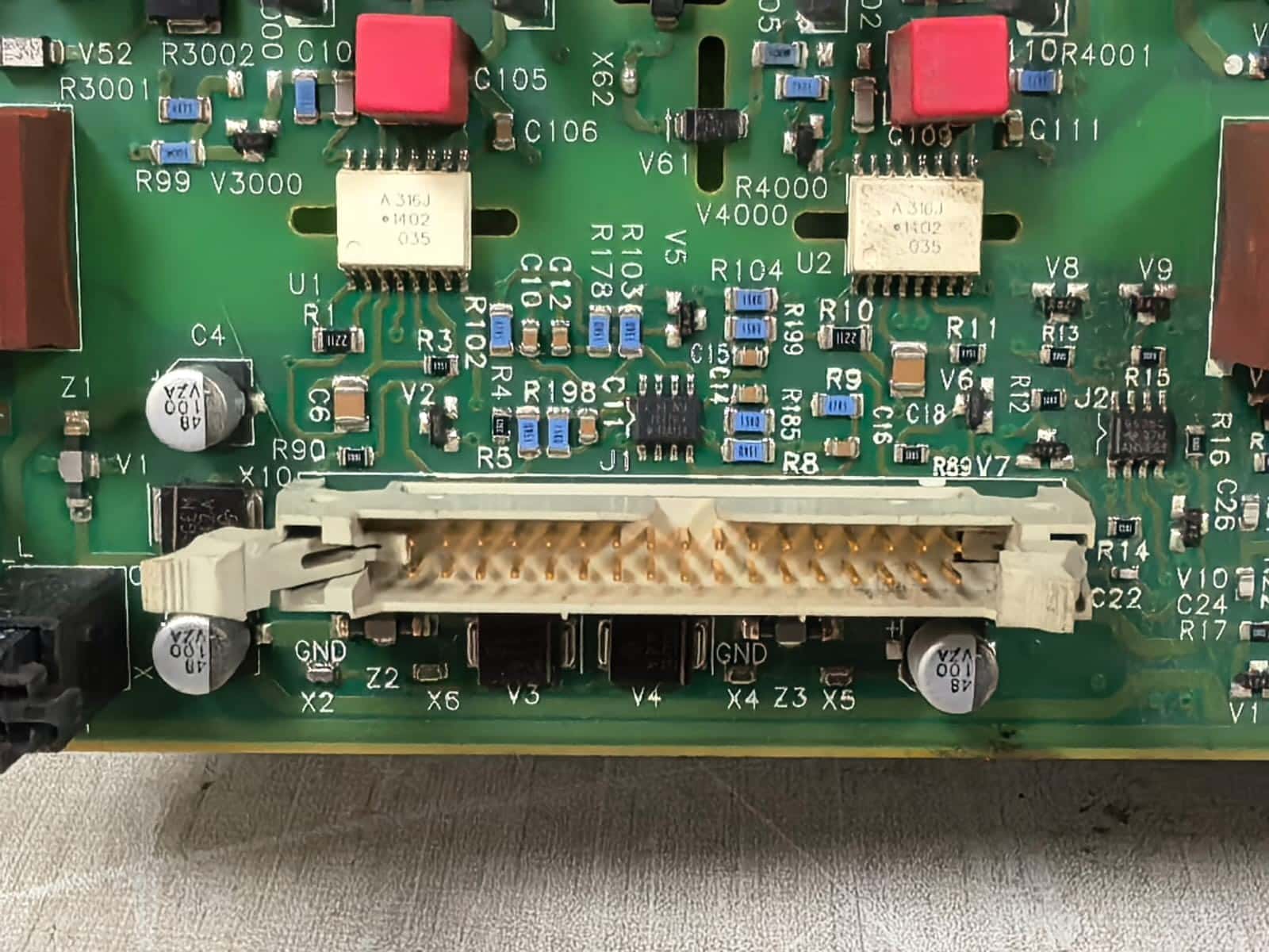 Siemens 10096932 / 10096934 / 10096937 / OP 2 COP6 / X2329 D510 E3 REV.07 SIEMENS 10096932 / 10096934 / 10096937 / OP 2 COP6 / X2329 D510 E3 REV.07 BOARD 11