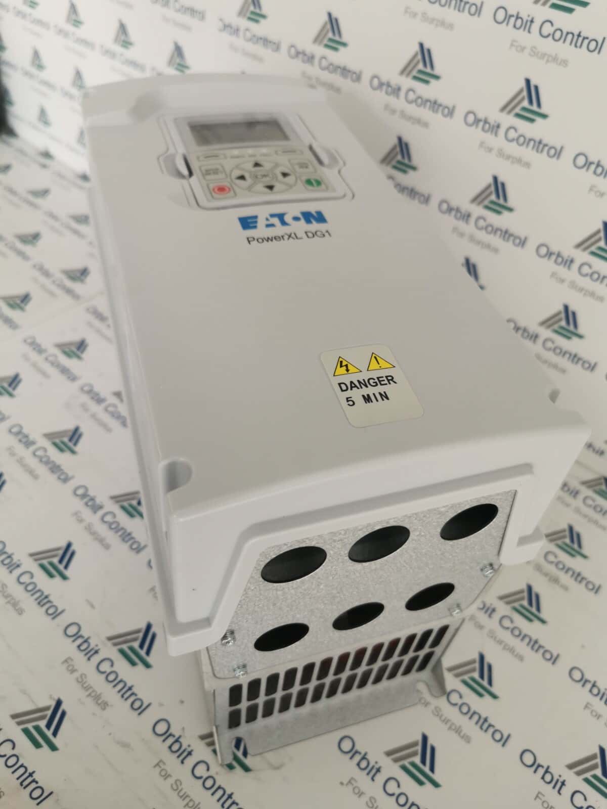 Eaton DG1-354D5FB-C54C DG1-354D5FB-C54C Eaton,PowerXL AC Drives, DG1 VFD Series 3.7KW / 5.0HP 9