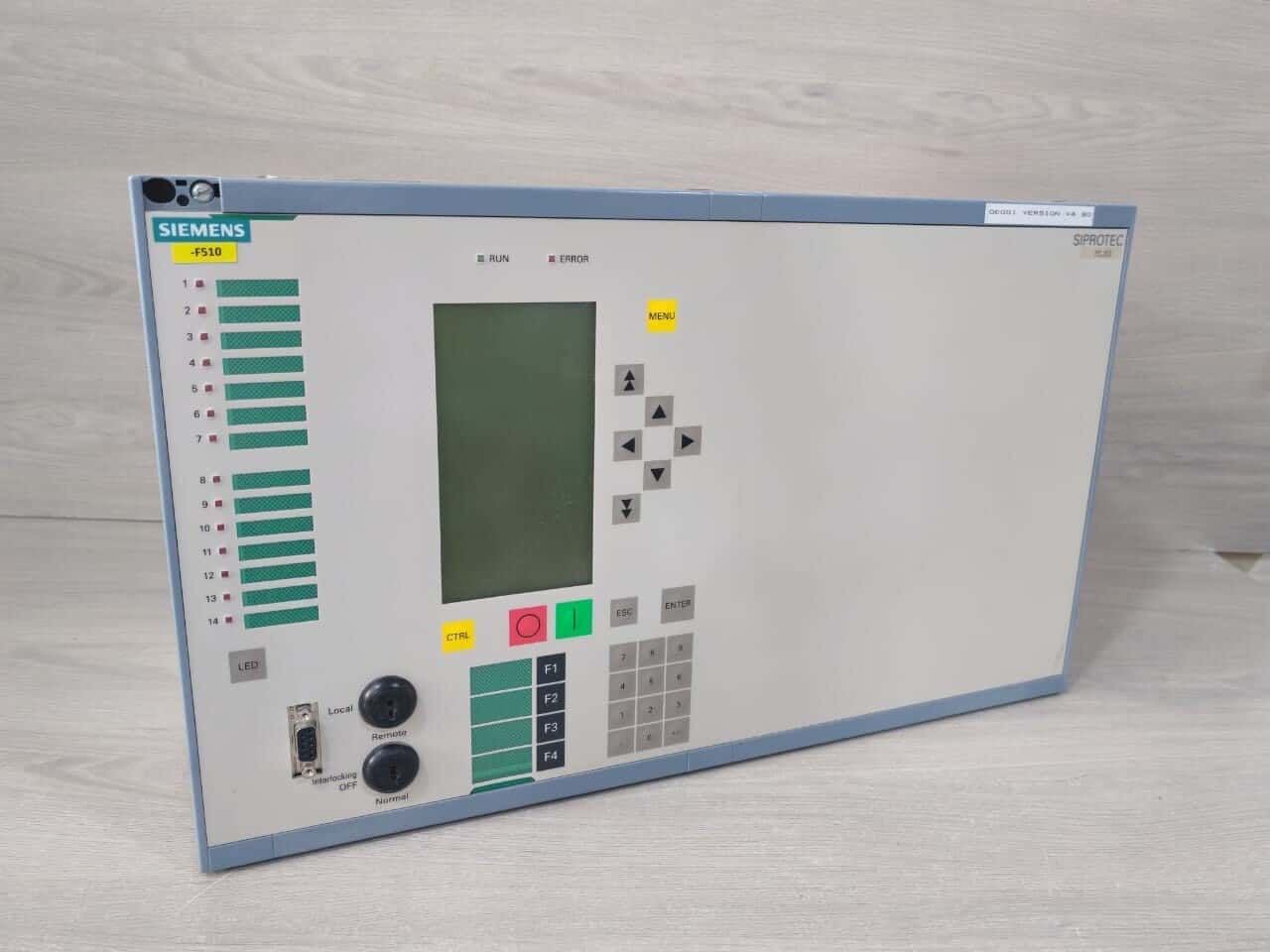 SIEMENS 7SJ6352-5EB90-3FD0/EE SIEMENS F510 SIPROTEC 7SJ6352-5EB90-3FD0/EE OVERCURRENT PROTECTION & CONTROL 3