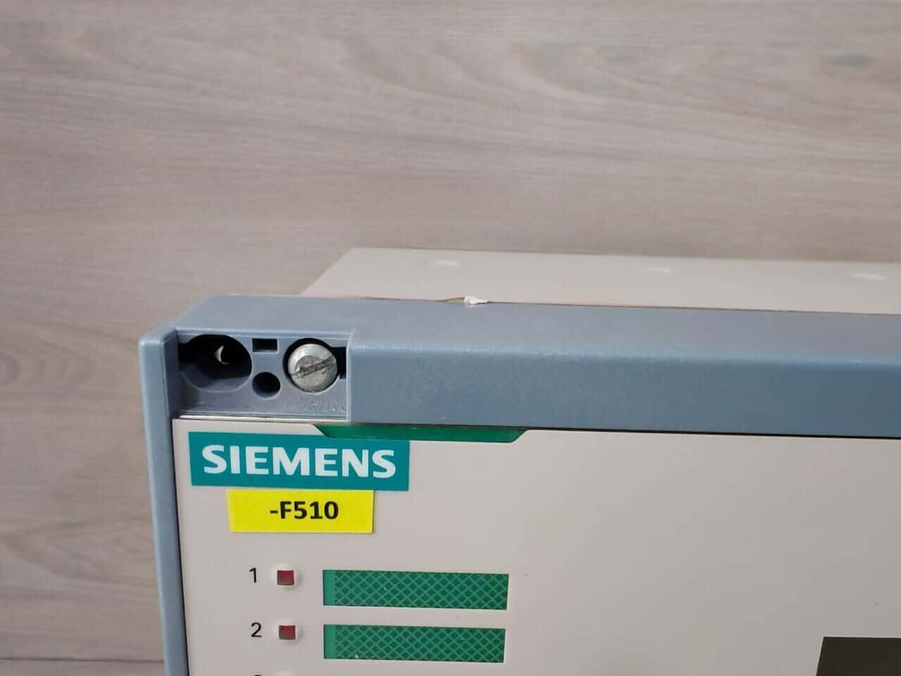 SIEMENS 7SJ6352-5EB90-3FD0/EE SIEMENS F510 SIPROTEC 7SJ6352-5EB90-3FD0/EE OVERCURRENT PROTECTION & CONTROL 7
