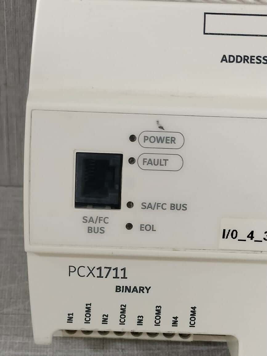 JOHNSON CONTROLS PCX1711 JOHNSON CONTROLS PCX1711 Digital Universal Programmable Relay REV T S/W VER 6.2 2