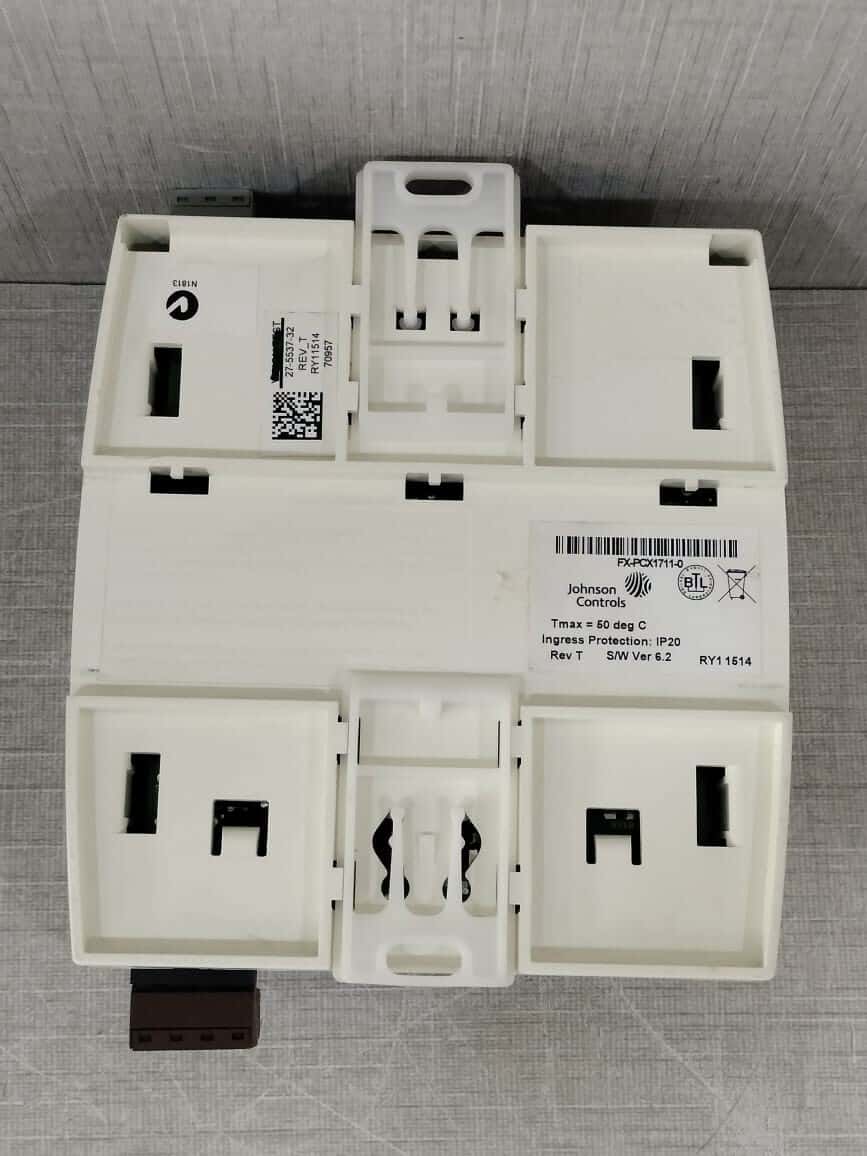 JOHNSON CONTROLS PCX1711 JOHNSON CONTROLS PCX1711 Digital Universal Programmable Relay REV T S/W VER 6.2 8