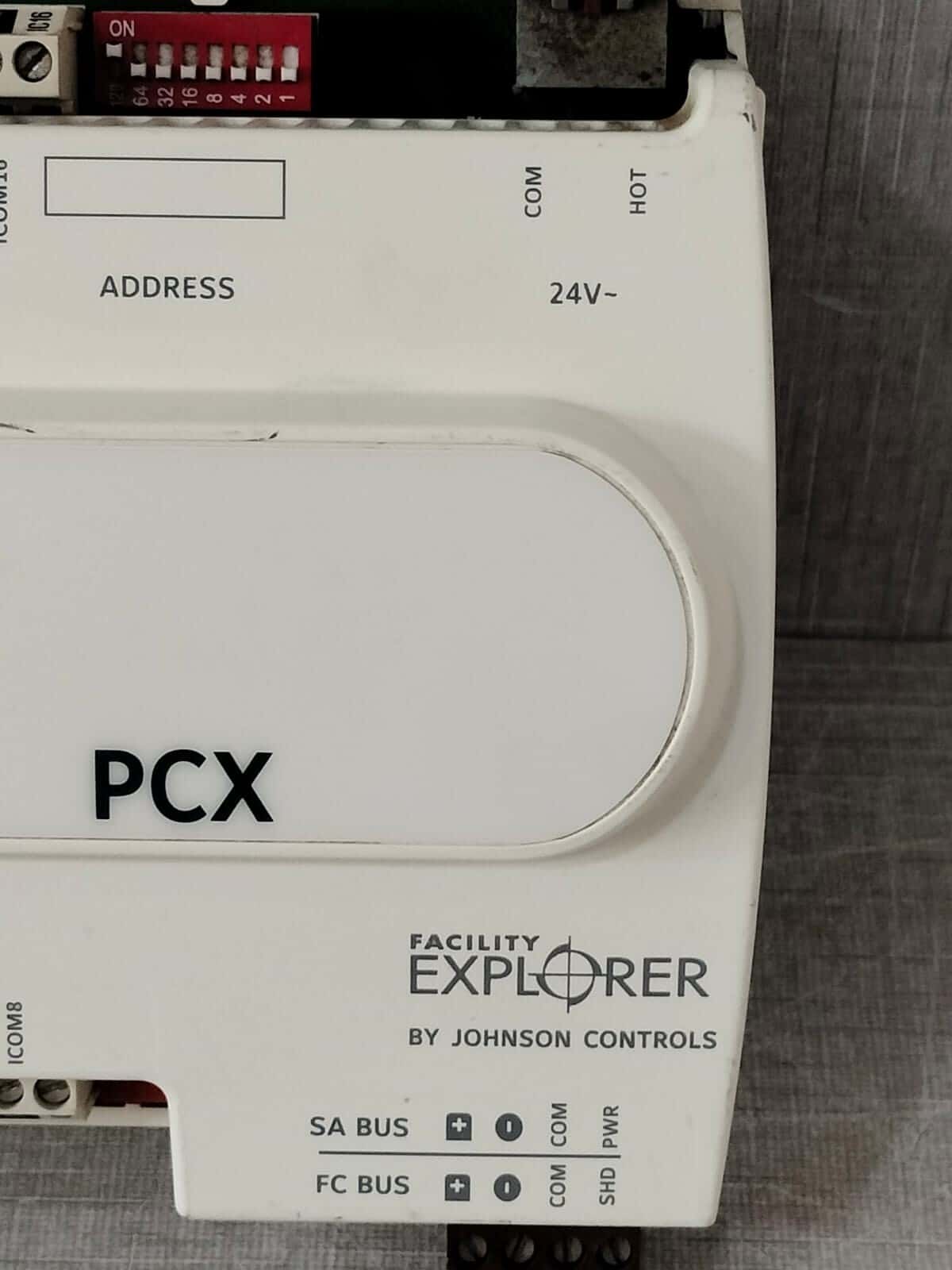 JOHNSON CONTROLS PCX3721 REV L S/W VER 6.2 JOHNSON CONTROLS PCX3721 REV L S/W VER 6.2 Facility Explorer Controller 3