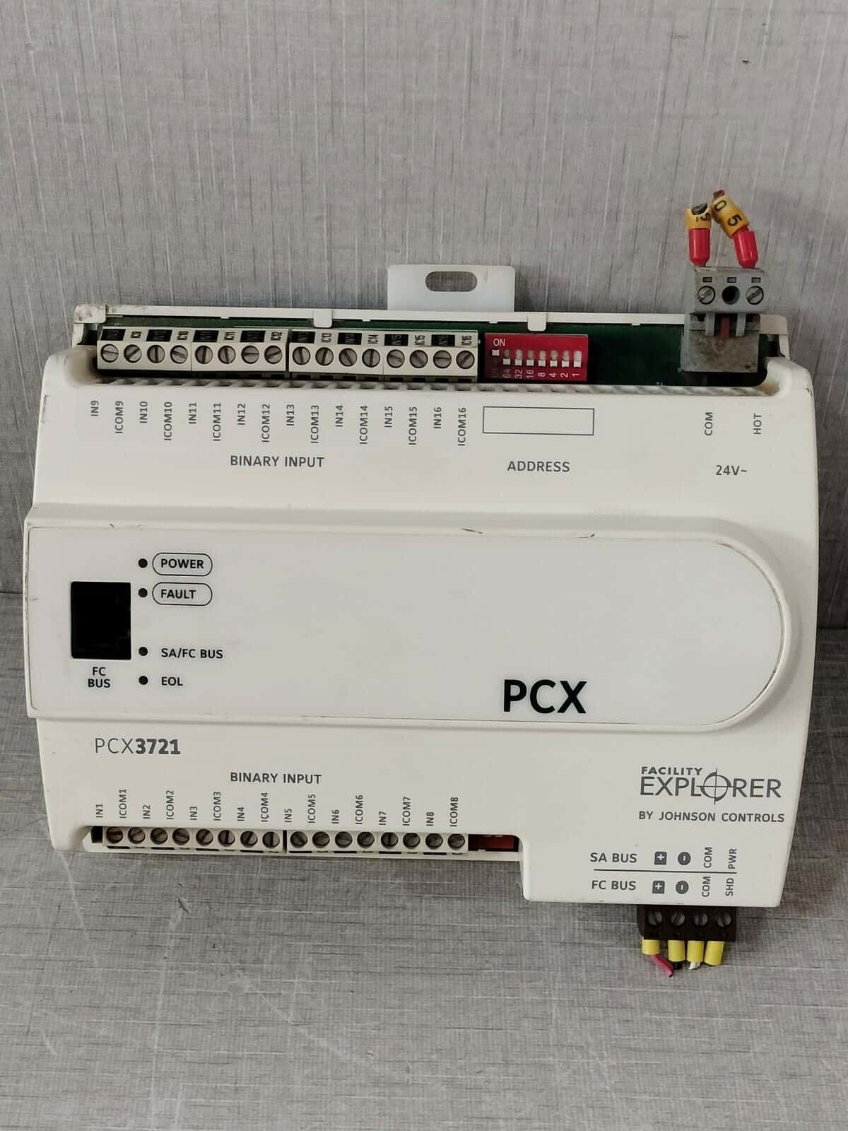JOHNSON CONTROLS PCX3721 REV L S/W VER 6.2 JOHNSON CONTROLS PCX3721 REV L S/W VER 6.2 Facility Explorer Controller 1
