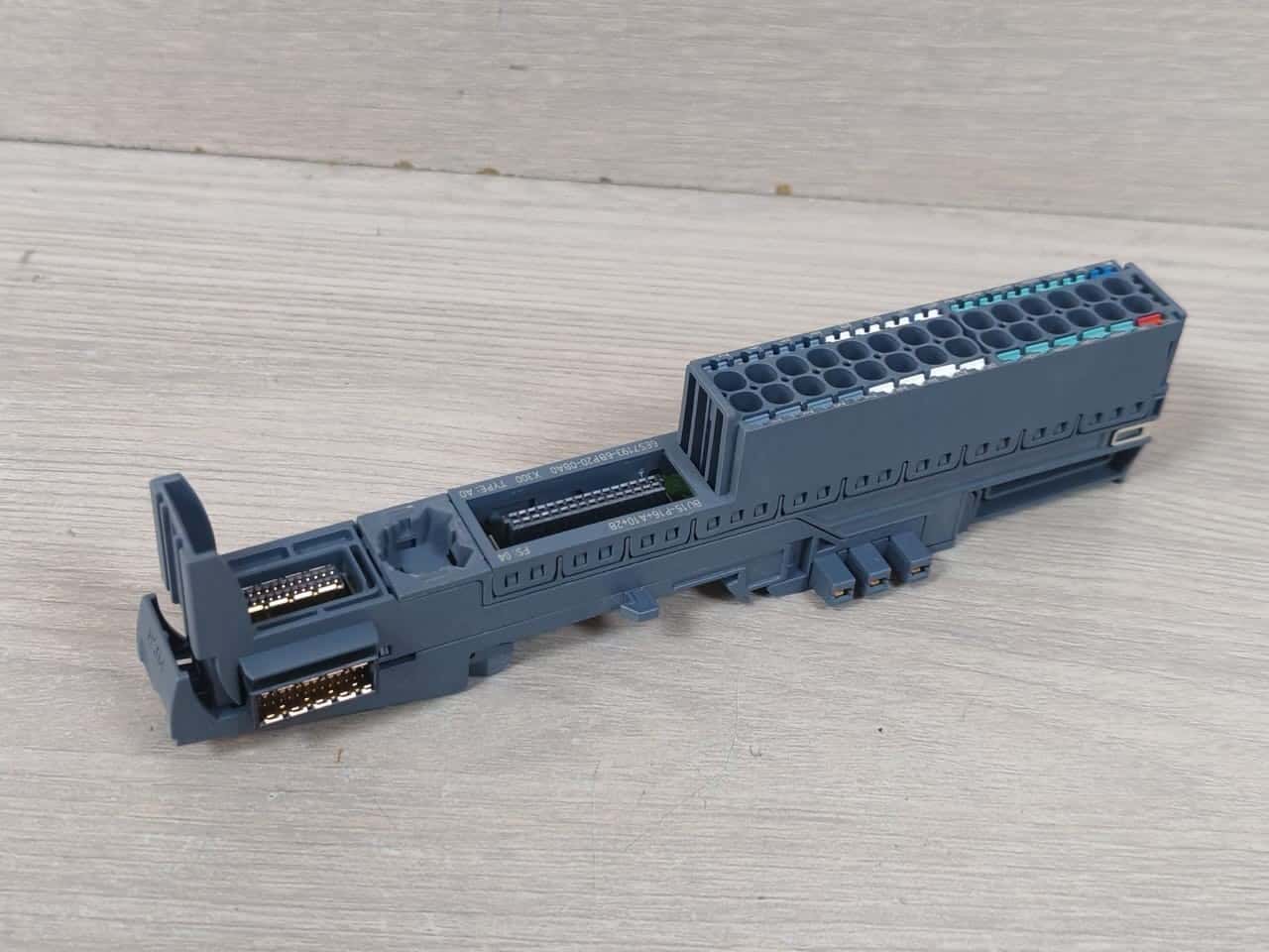 Siemens 6AG1193-6BP20-7BA0 Siemens SIPLUS ET 200SP 6AG1193-6BP20-7BA0 7