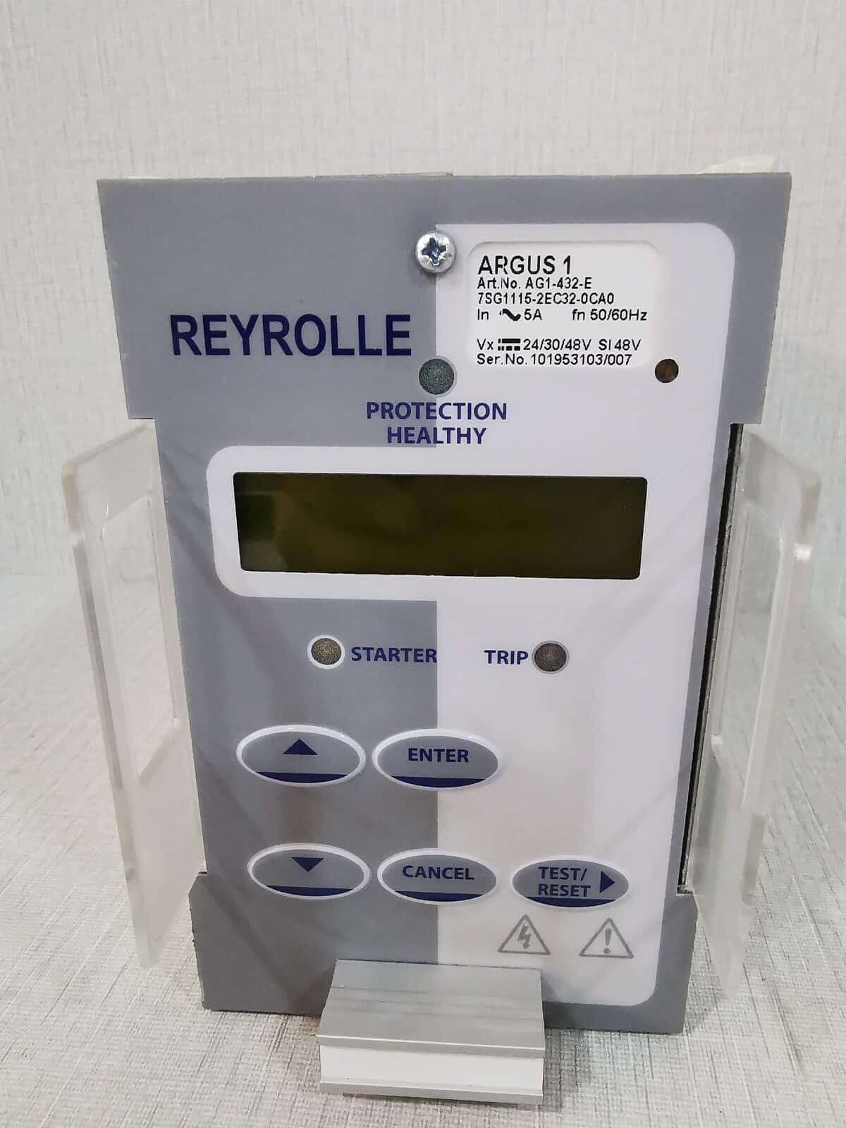 REYROLLE 7SG1115-2EC32-0CA0 REYROLLE ARGUS 1 PROTECTION HEALTHY 7SG1115-2EC32-0CA0 IN 5A FN 50/60Hz 1