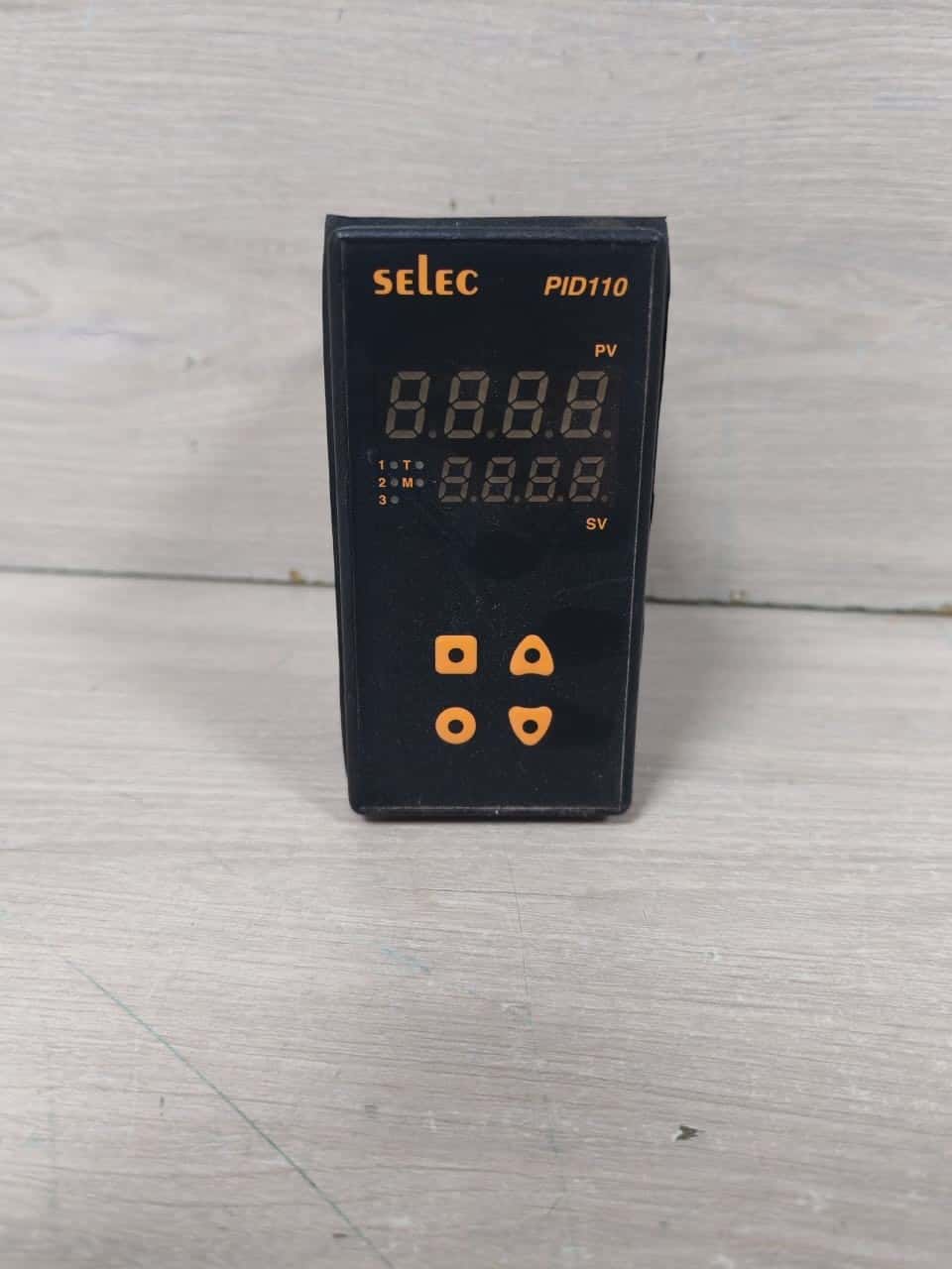 SELEC PID110-0-0-00 SELEC PID110 OUTPUT RELAY PID110-0-0-00 7