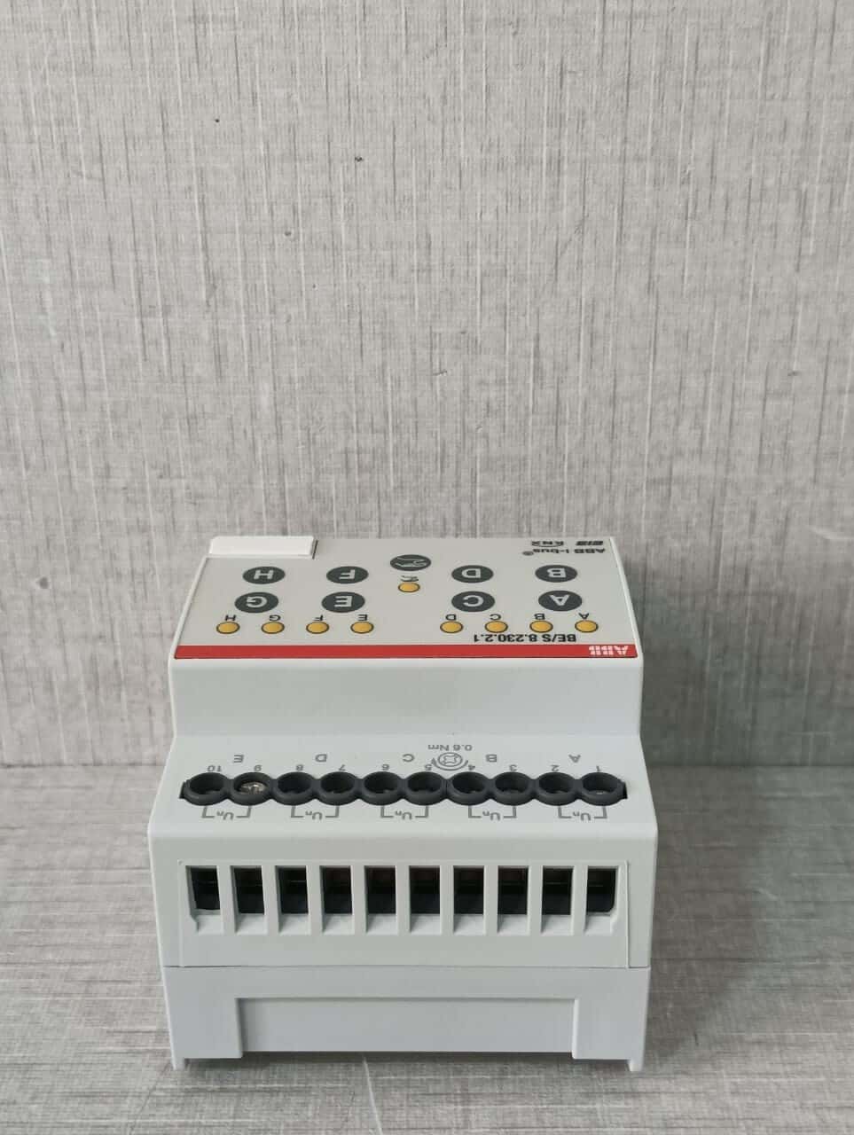 ABB 2CDG 110 093 R0011 ABB BE/S 8.230.2.1 Blind Actuator 2CDG110093R0011 6