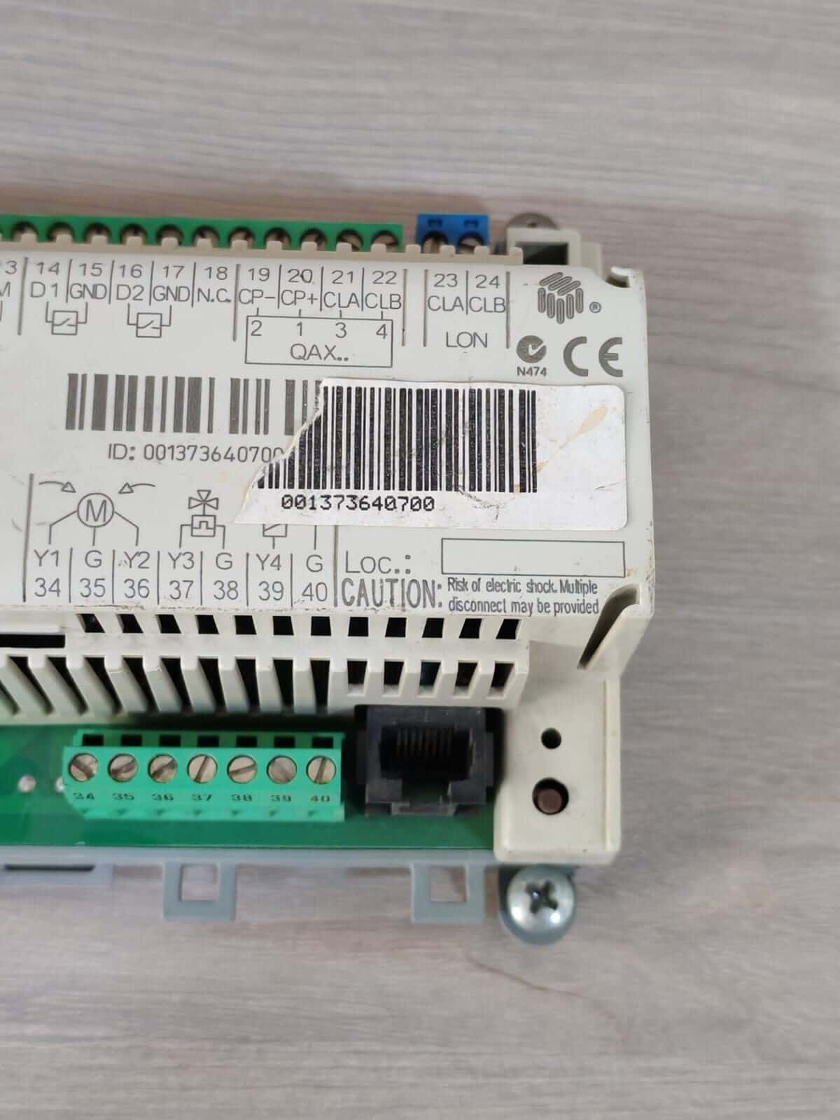 Siemens RXC32.1 SIEMENS RXC32.1 ROOM CONTROLLER - WITH FRAME 3