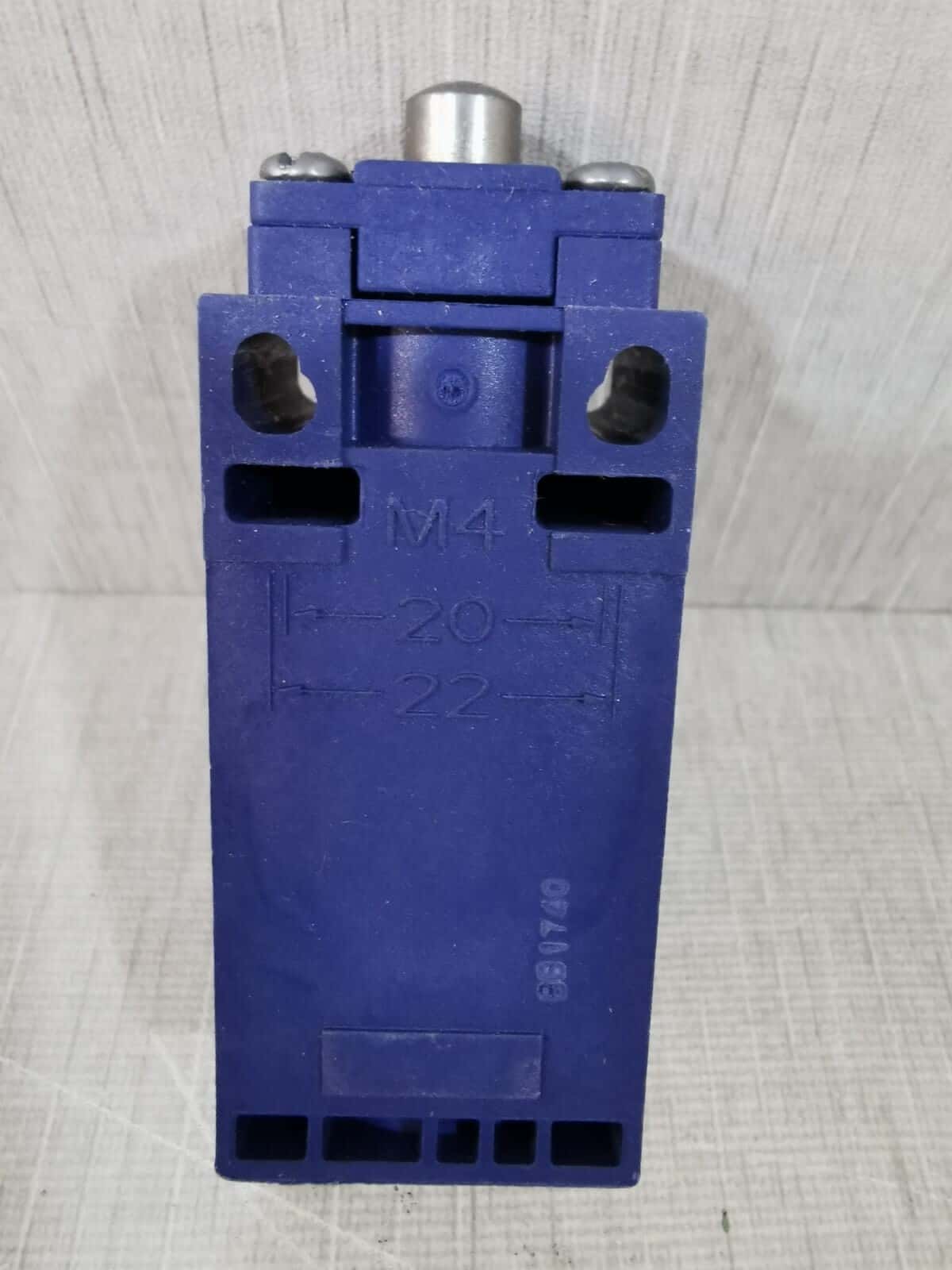 Telemecanique NSYDCM20 Schneider Electric NSYDCM20/ Telemecanique XCKN2110P20 4