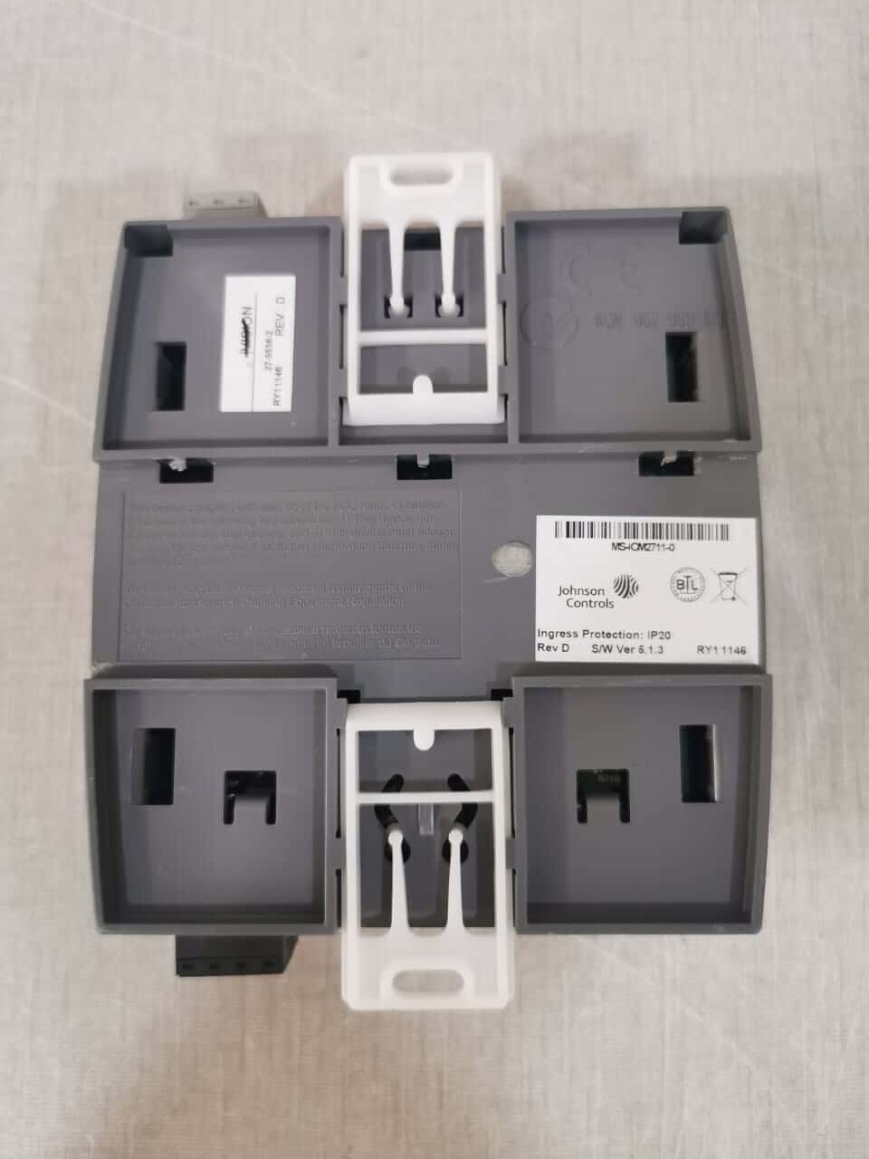 Johnson Controls IOM2711 Johnson Controls IOM2711 Input/Output Expansion Module Rev D Ver 5.1.3 3