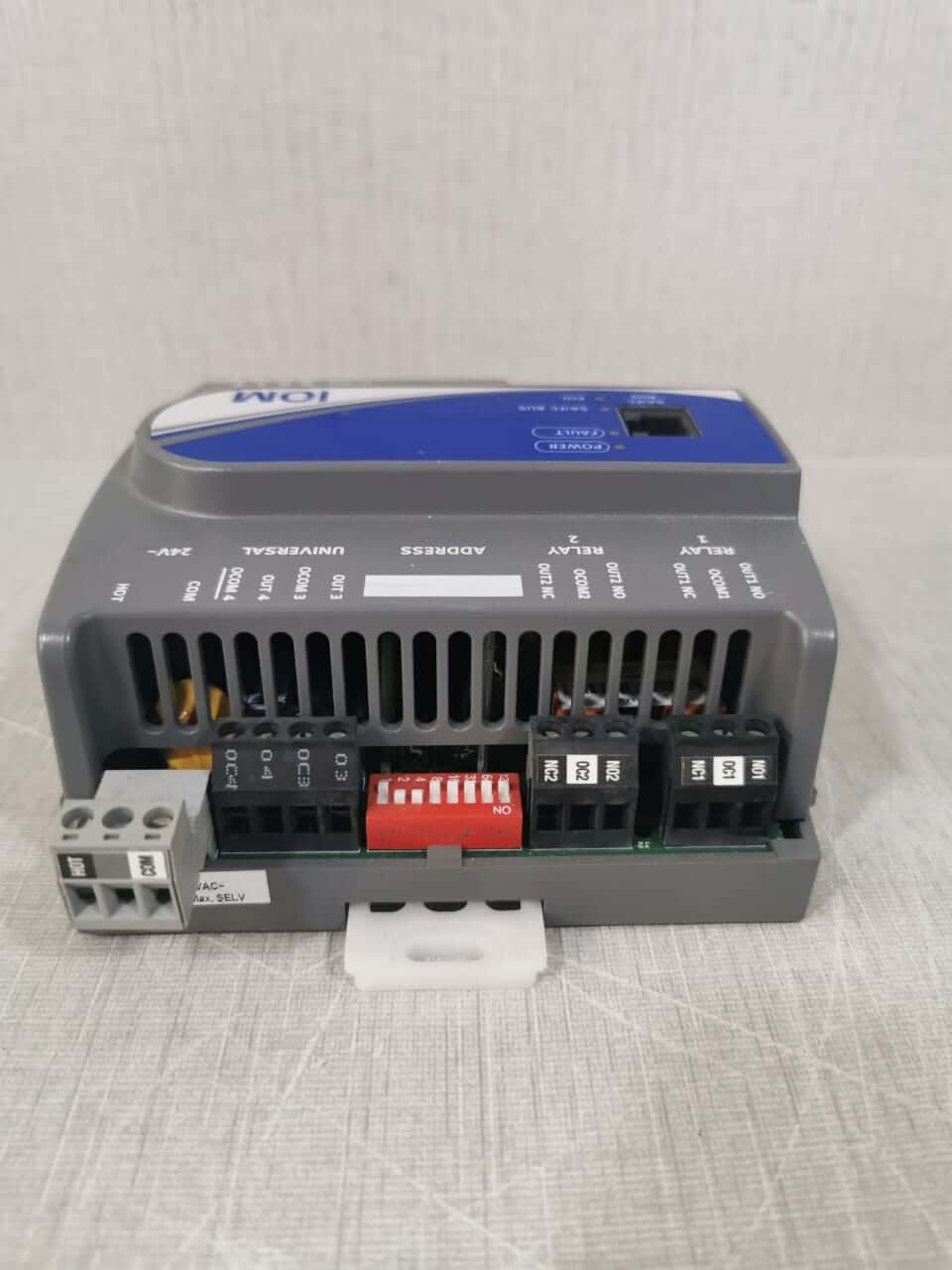 Johnson Controls IOM2711 Johnson Controls IOM2711 Input/Output Expansion Module Rev D Ver 5.1.3 4