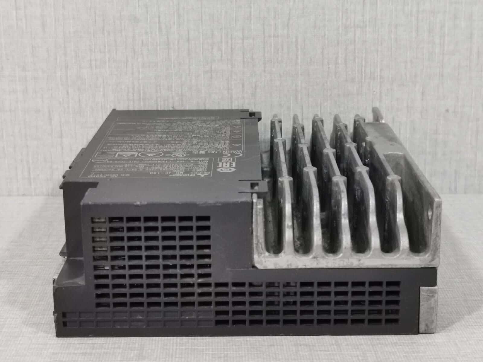 Mitsubishi Electric MR-JE-10B Mitsubishi MR-JE-10B MRJE10B Servo Drive 7