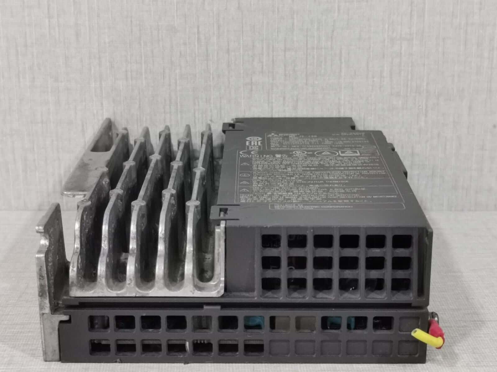 Mitsubishi Electric MR-JE-10B Mitsubishi MR-JE-10B MRJE10B Servo Drive 8