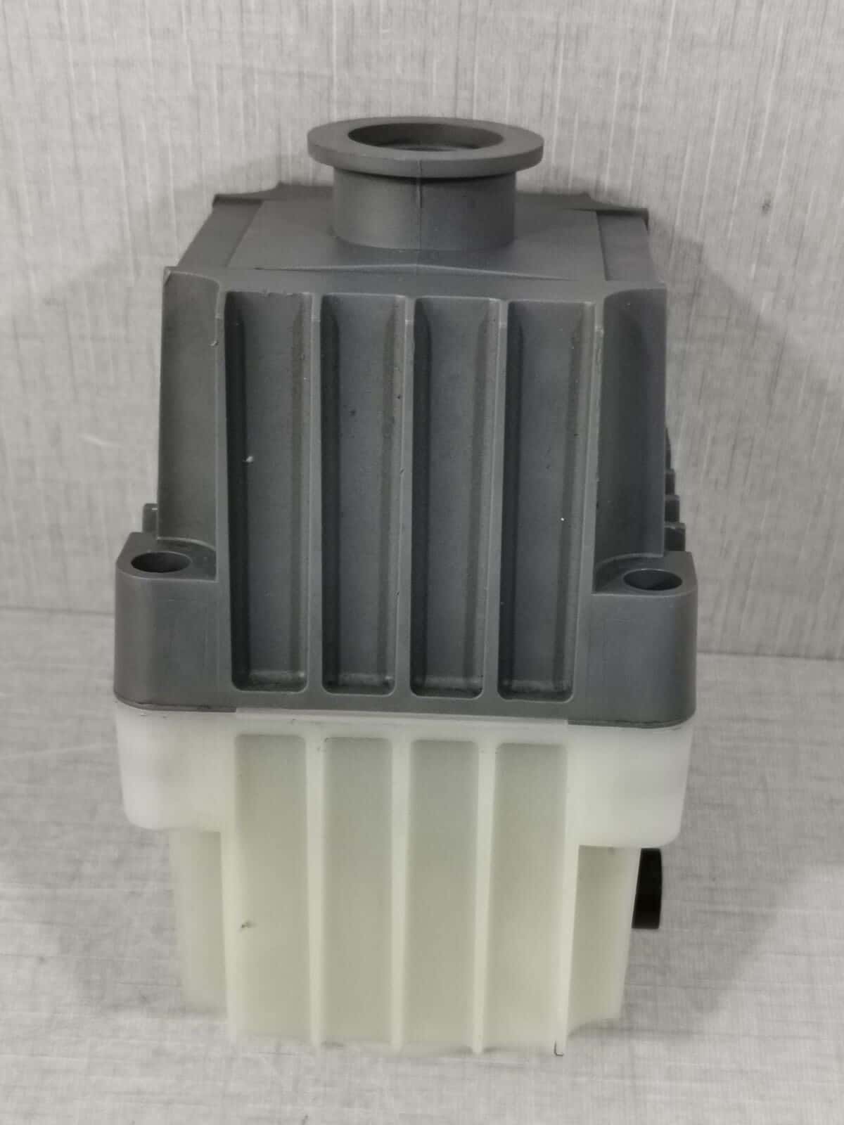 Edwards PUMPS-A223-04 Edwards EMF10 Oil Mist Filter for Vacuum Pumps A223 04 079 6