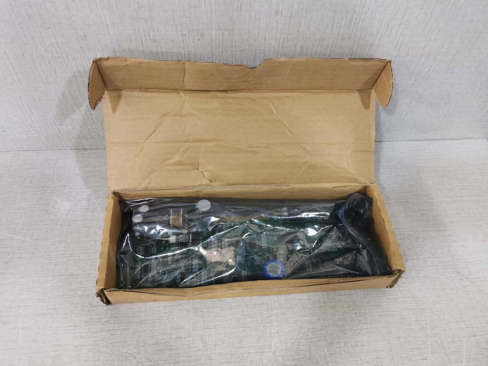Schneider Electric MNL-800-101 Schneider Electric MNL-800-101 LonWorks PCB Controller Card I/A Series 3