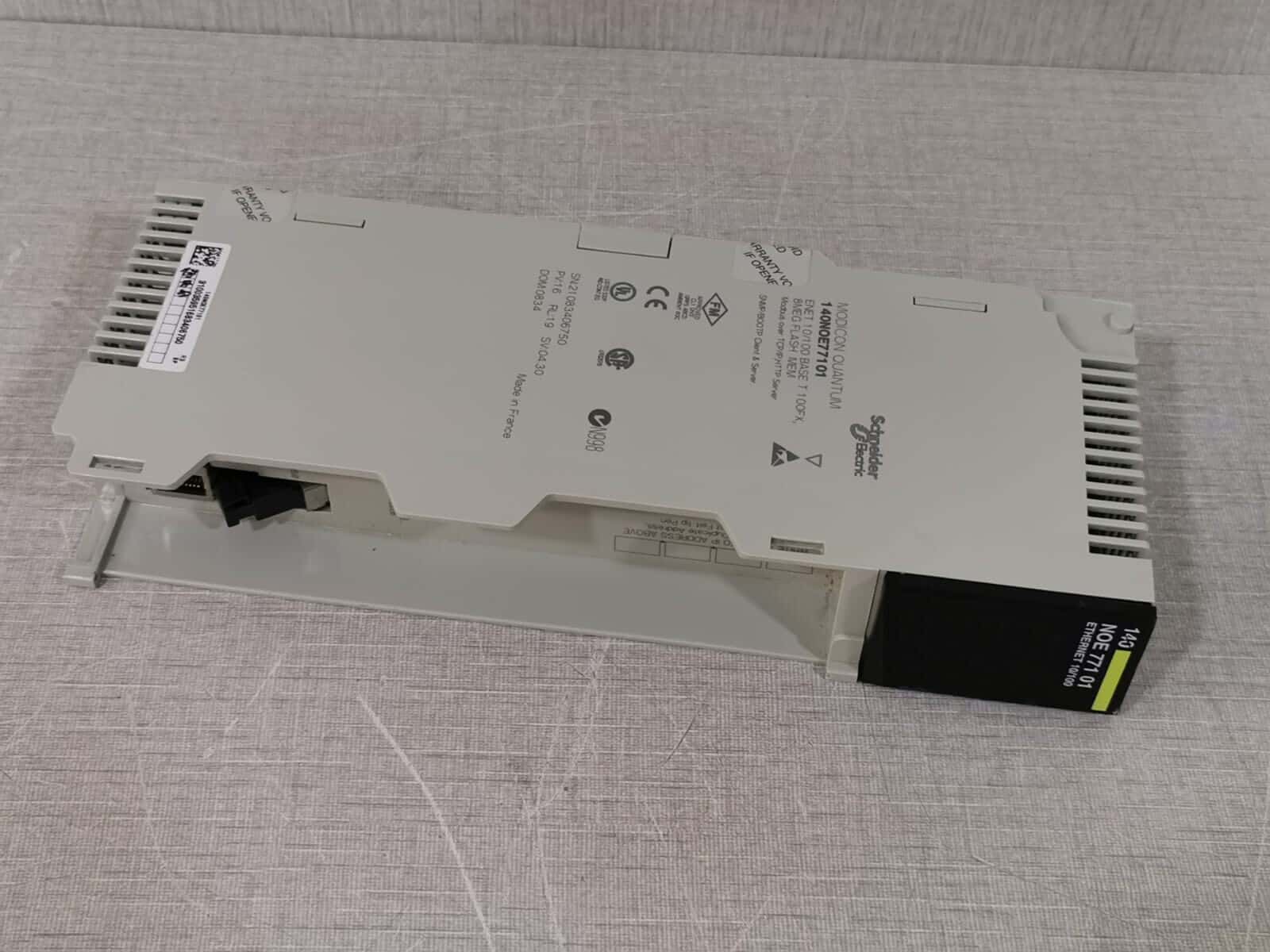 Schneider Electric 140NOE77101 Schneider Electric 140NOE77101 Modicon Quantum Ethernet 10/100 Module 8