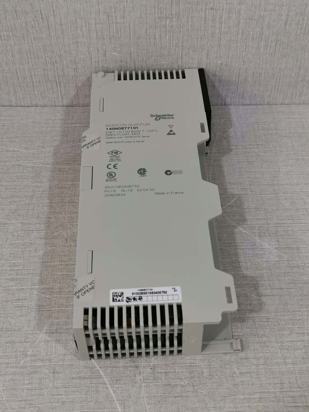 Schneider Electric 140NOE77101 Schneider Electric 140NOE77101 Modicon Quantum Ethernet 10/100 Module 9