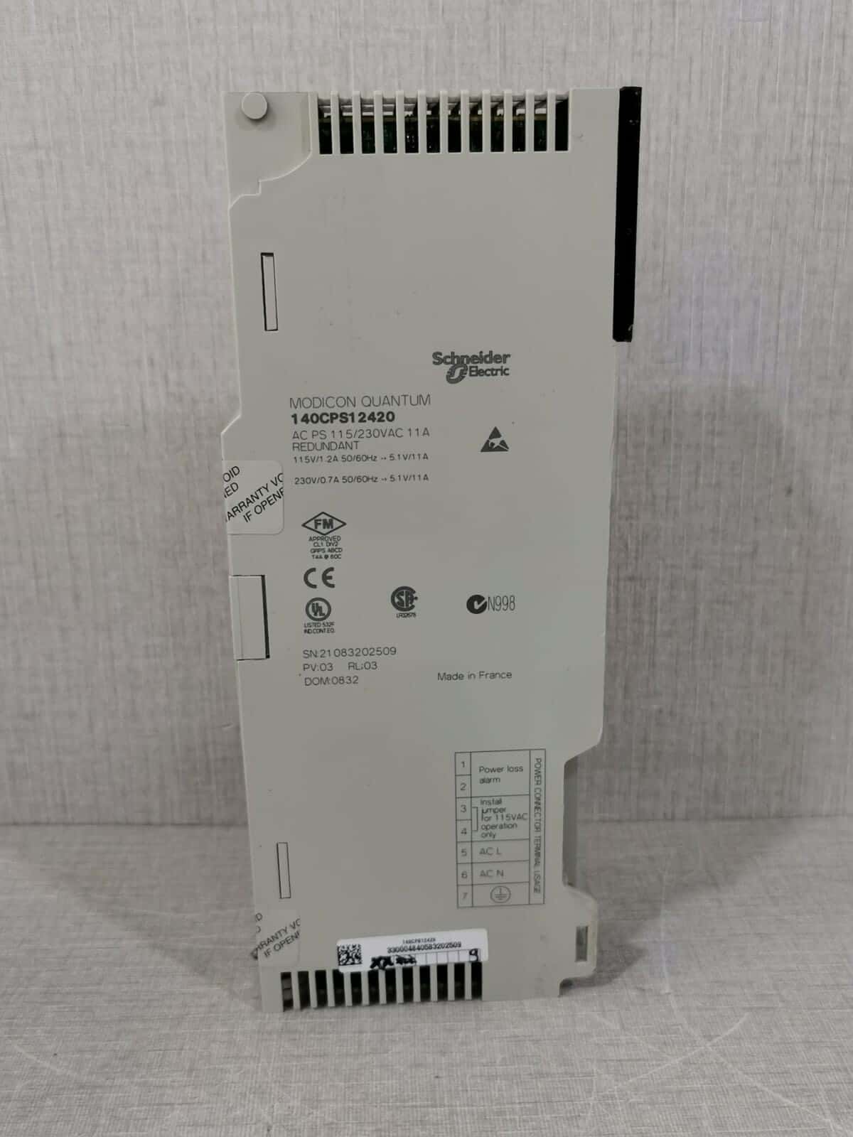 Schneider Electric 140CPS12420 Schneider Electric 140CPS12420 Modicon Quantum AC Power Supply 115/230VAC 11A 3