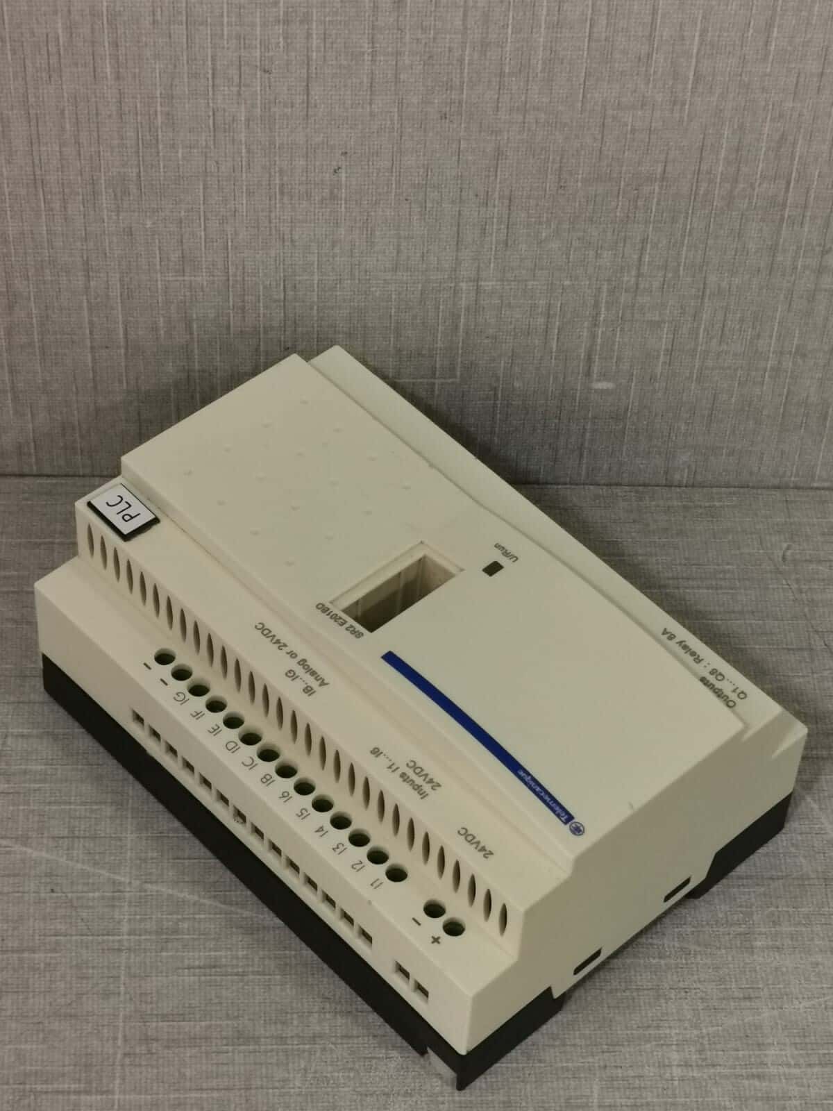 Schneider Electric E201BD TELEMECANIQUE by SCHNEIDER ELECTRIC SR2 E201BD RELAY - WITH DAMAGED 9