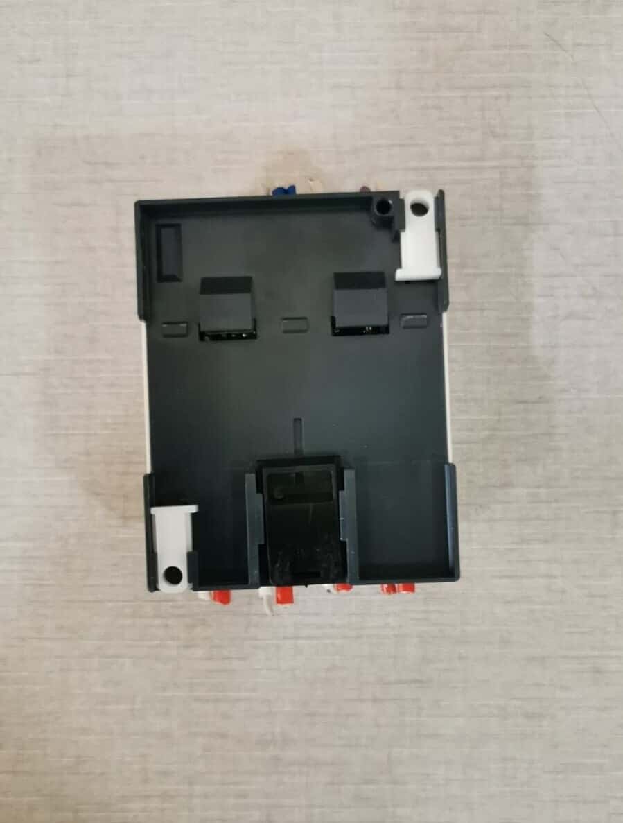 Schneider Electric 88960024 Schneider Electric Zelio SR2 E121B Smart Relay 88960024 10