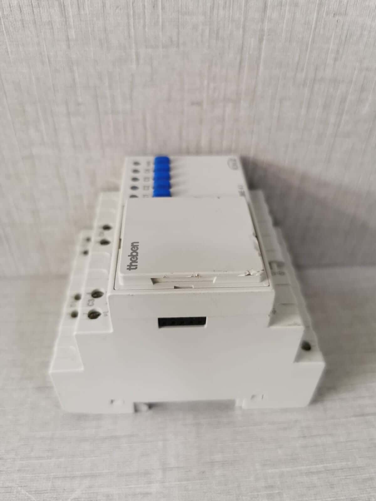 Theben 4930215 Theben RME 4 I KNX Switching Actuator 4-channel 4930215 5