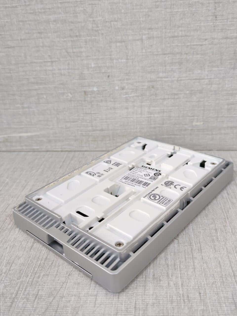 Siemens QMX3.P34 Siemens QMX3.P34 Room Operator Unit - Without Cover 4
