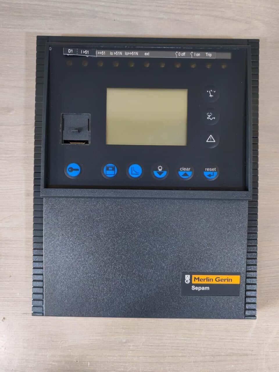 Schneider Electric 59694 SCHNEIDER ELECTRIC SDK303 59694 DIGITAL PROTECTION RELAY KIT DSM 20/40 0440001 2