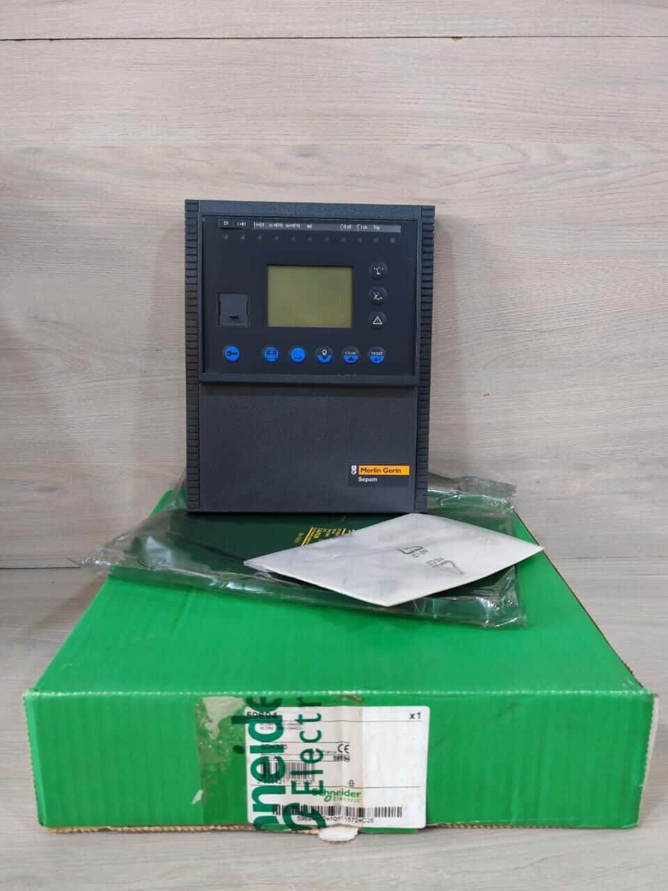 Schneider Electric 59694 SCHNEIDER ELECTRIC SDK303 59694 DIGITAL PROTECTION RELAY KIT DSM 20/40 0440001 1