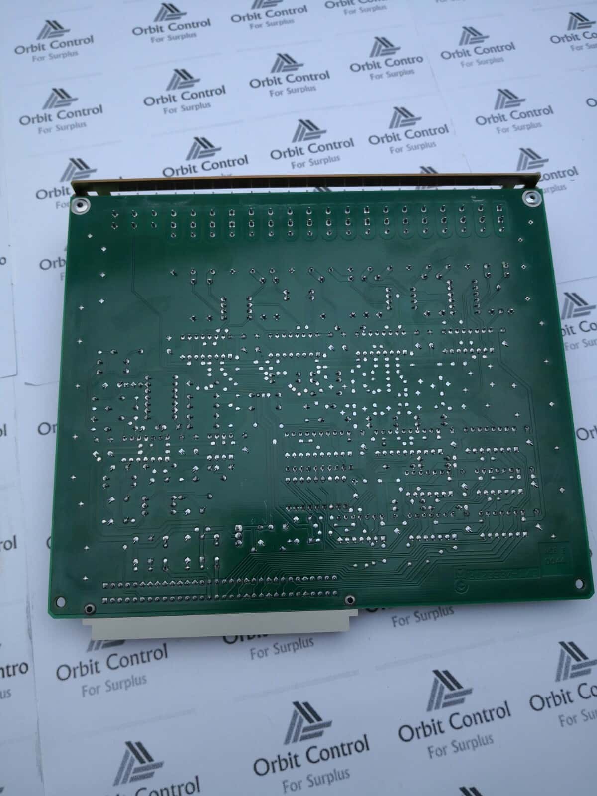 Schneider Electric 3123926-CARTE-INTERF.-CAPTEUR-DE-TEMP MERLIN GERIN - SONDE / 3123926 CARTE INTERF. CAPTEUR DE TEMP 4