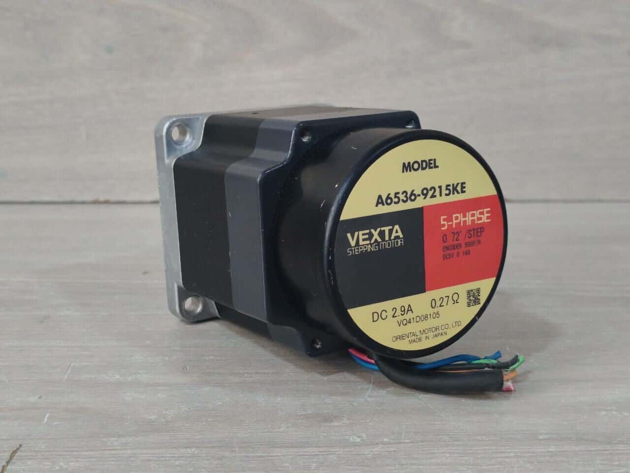 VEXTA ORIENTAL A6535-9215KE VEXTA ORIENTAL A6535-9215KE 5-PHASE 0.72/STEP ENCODER STEPPING MOTOR DC 2.9A 3