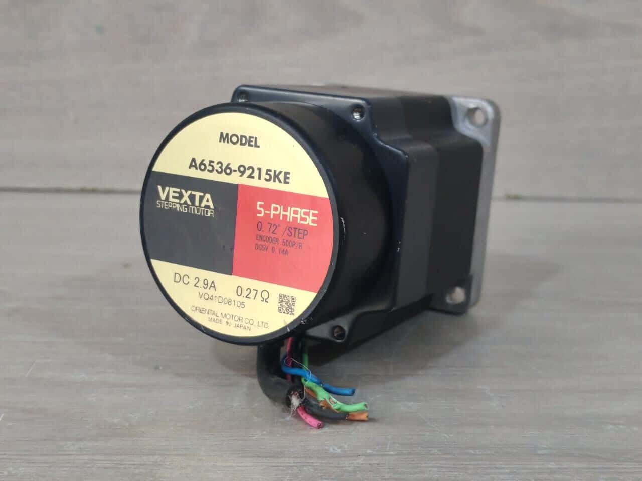 VEXTA ORIENTAL A6535-9215KE VEXTA ORIENTAL A6535-9215KE 5-PHASE 0.72/STEP ENCODER STEPPING MOTOR DC 2.9A 4