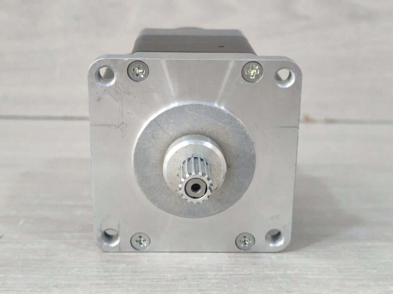 VEXTA ORIENTAL A6535-9215KE VEXTA ORIENTAL A6535-9215KE 5-PHASE 0.72/STEP ENCODER STEPPING MOTOR DC 2.9A 9