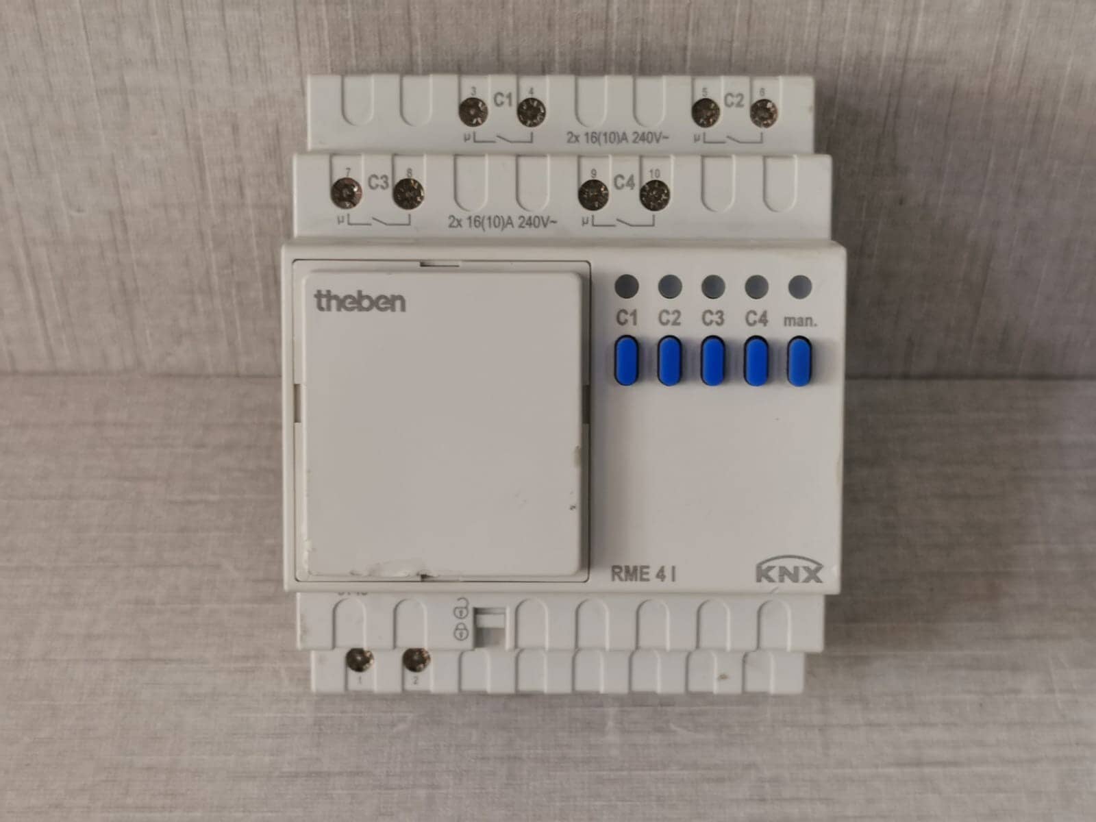 Theben RME 4 I KNX Switching Actuator 4-channel 4930215