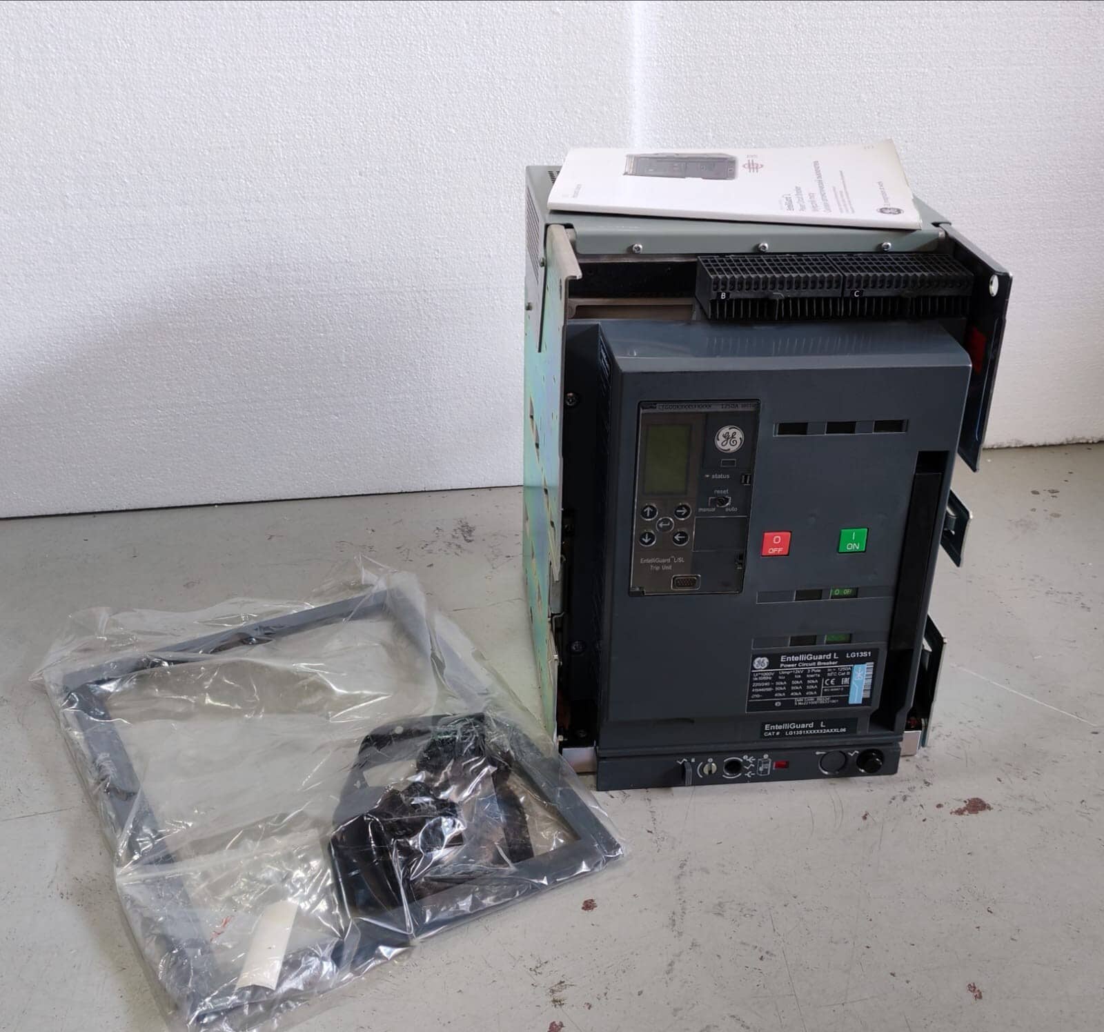 GE EntelliGuard L LG13S1 LTG00K9XXSFXXXX IN=1250A BB5341 Power Circuit Breaker