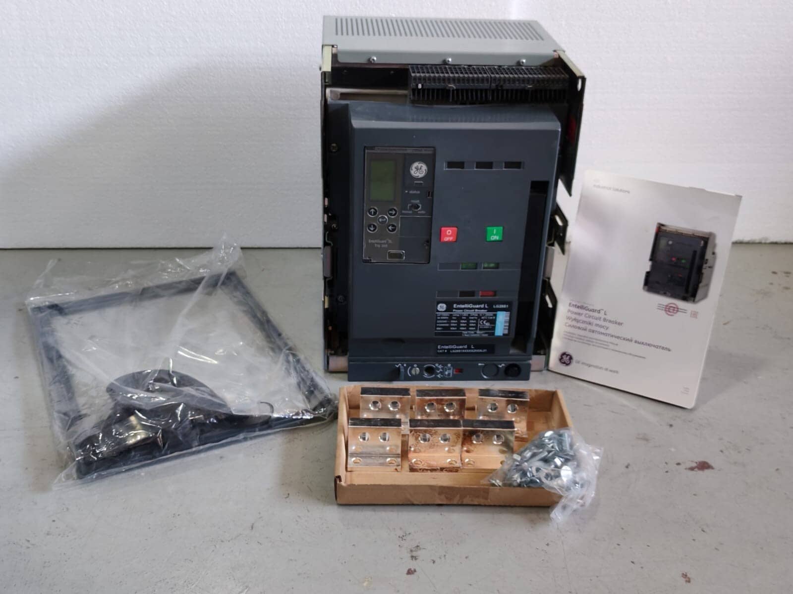 GE EntelliGuard L LG25S1 LTG00K1XXSFXXXX IN=2500A BB4391 Power Circuit Breaker