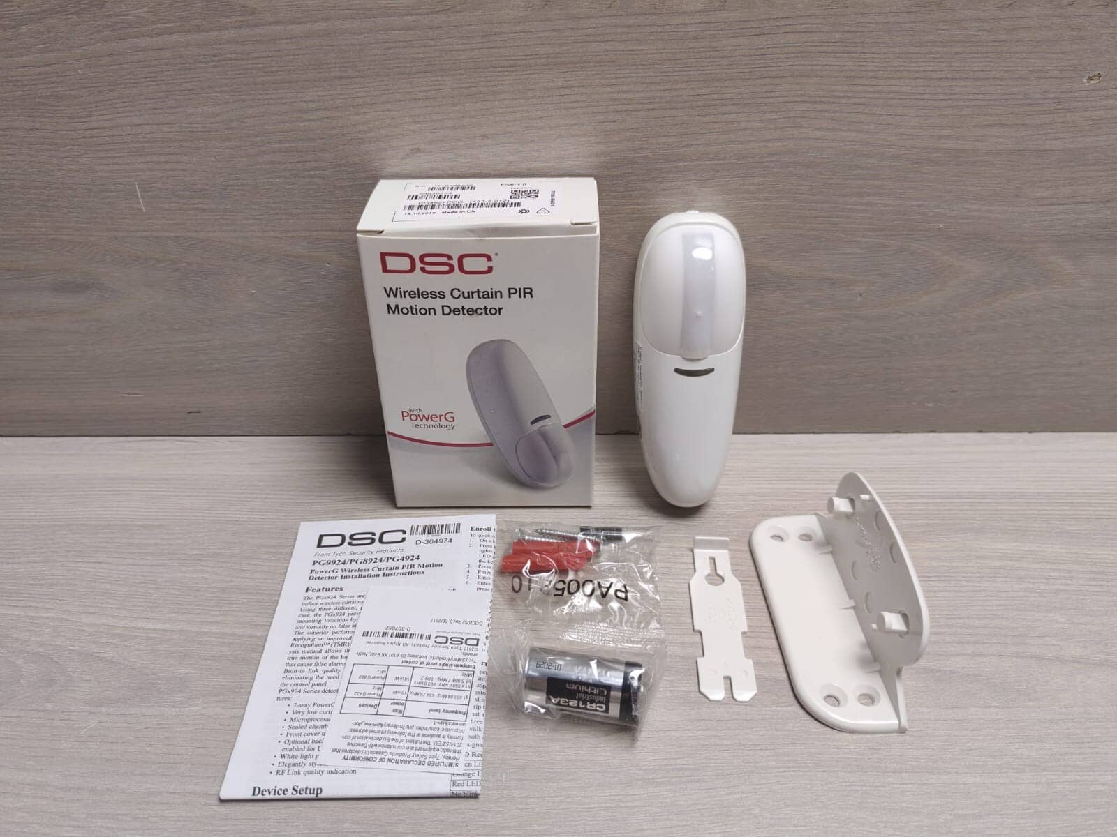 DSC PG4924CCC WIRELESS CURTAIN PIR MOTION DETECTOR