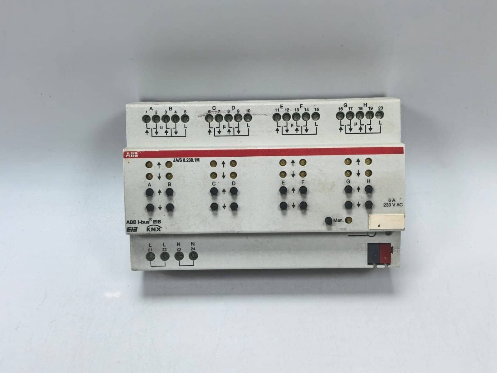 ABB JA/S 8.230.1M SHUTTER ACTUATOR MAN.,8 FOLD,230 VAC,MDRC
