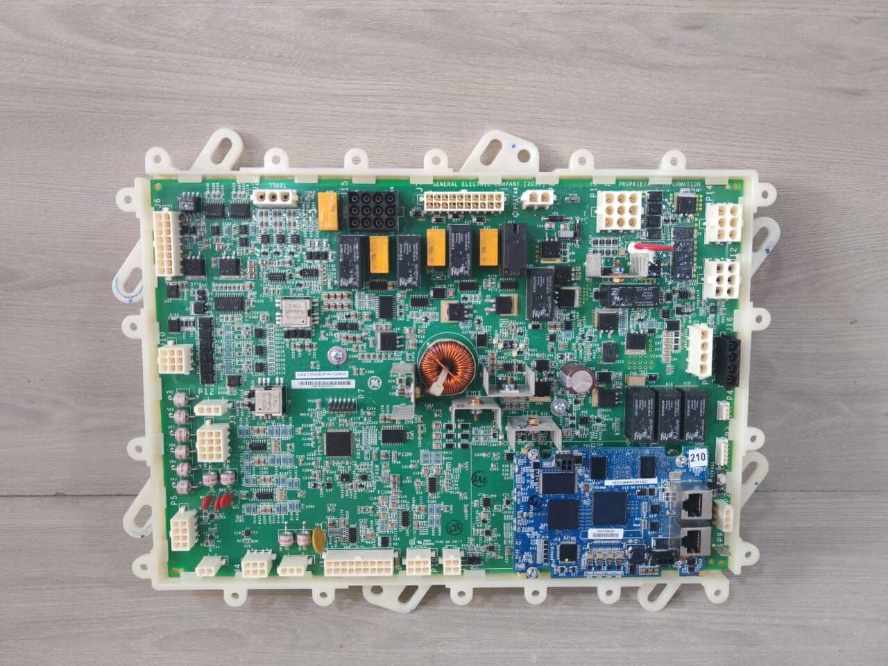 GE PROPRIETARY IS215WEPAH2BB WITH IS210BPPCH1AC CONTROL BOARD