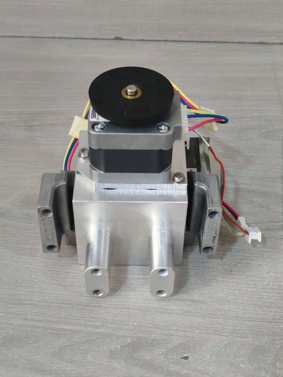 SERVO KT42HM06-010 STEPPER MOTOR