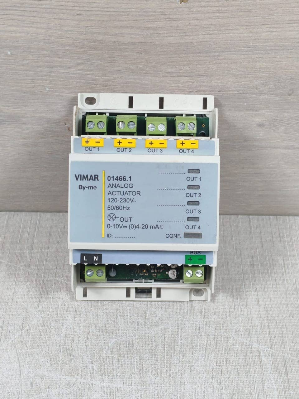 VIMAR 01466.1 Analog Actuator 120-230V 50/60Hz