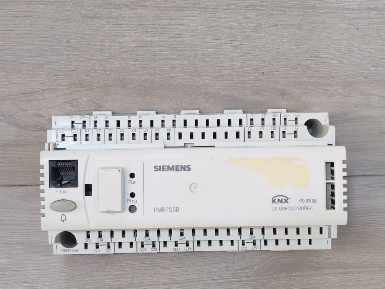 Siemens RMB795B/ RMB795B-1 Synco Central Control Unit