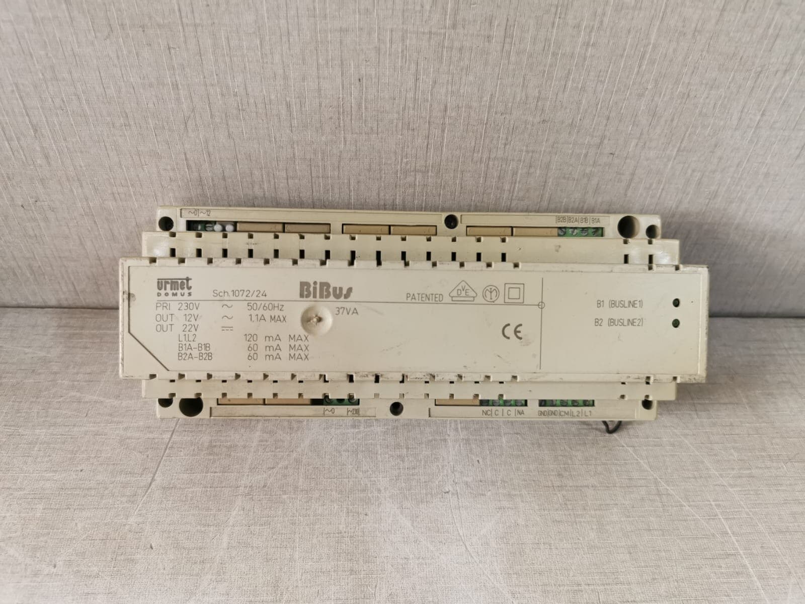 URMET Sch.1072/24 BiBus POWER SUPPLY - with Visible Discoloration