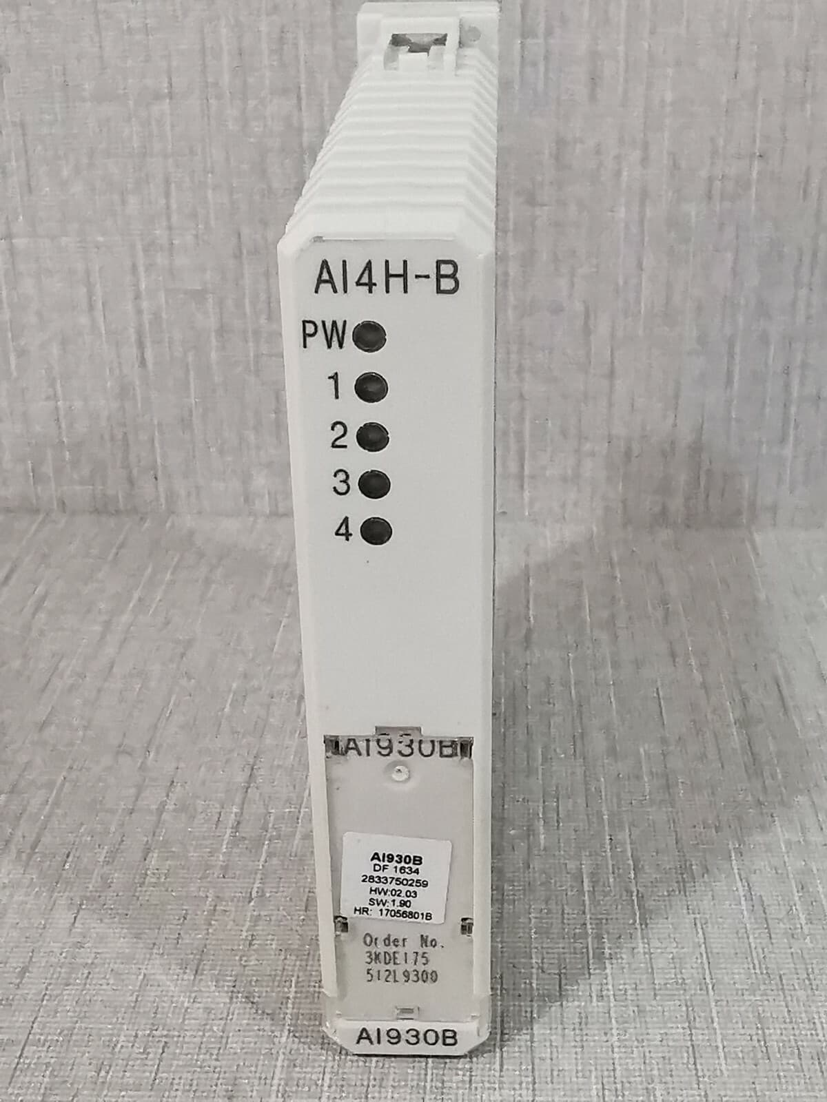 ABB S900 / AI930B ANALOG INPUT 3KDE1755I2L9300