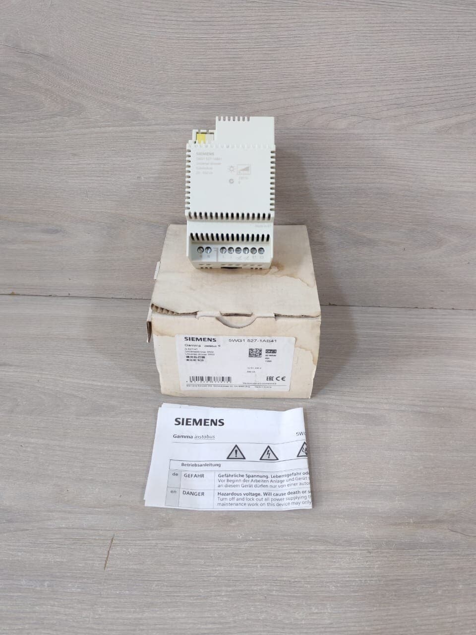 Siemens 5WG1 527-1AB41 Universal Dimmer Sub Module 20-500 V