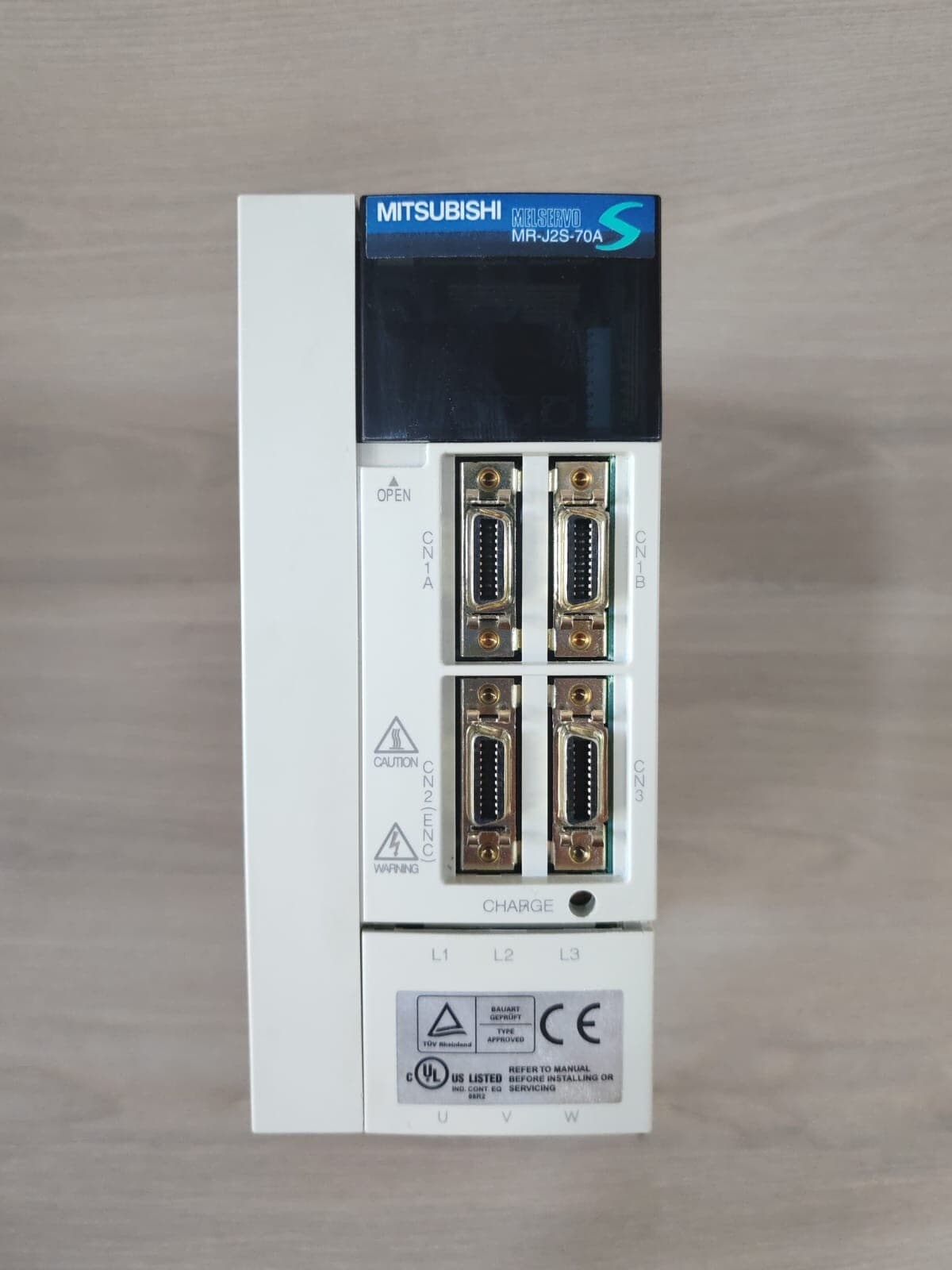 MITSUBISHI MR-J2S-70A AC SERVO DRIVER 750W WITH FHILTY BOX